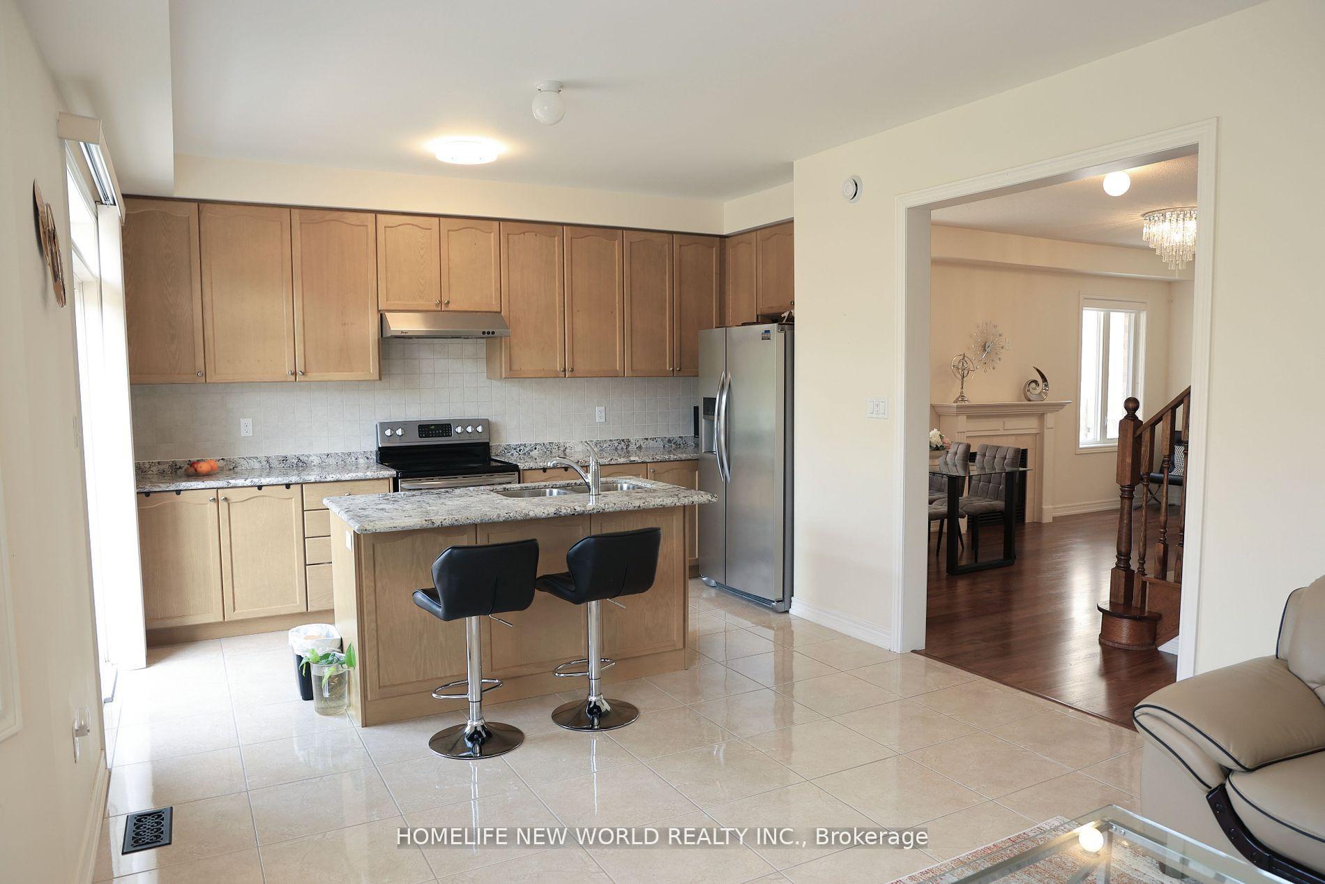 Photo 6 of 55 Frederick Stamm Crescent, Markham, Berczy — HOMEH