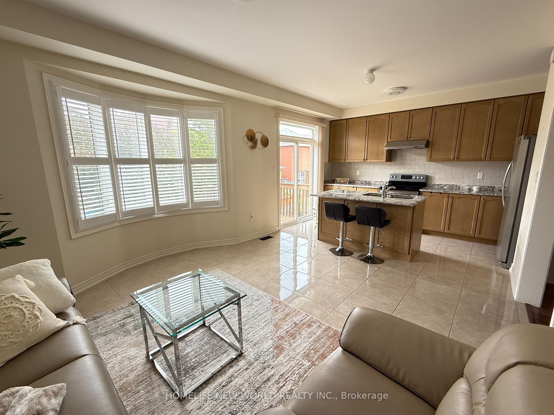Photo 7 of 55 Frederick Stamm Crescent, Markham, Berczy — HOMEH