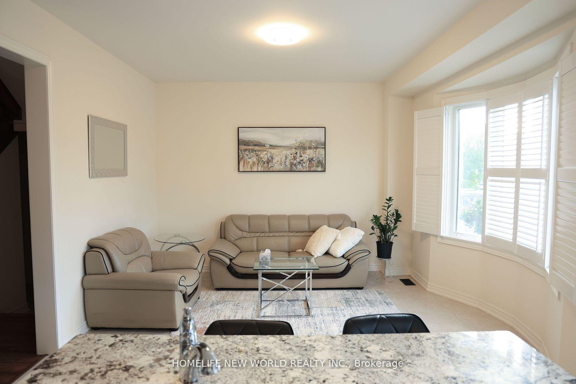 Photo 8 of 55 Frederick Stamm Crescent, Markham, Berczy — HOMEH
