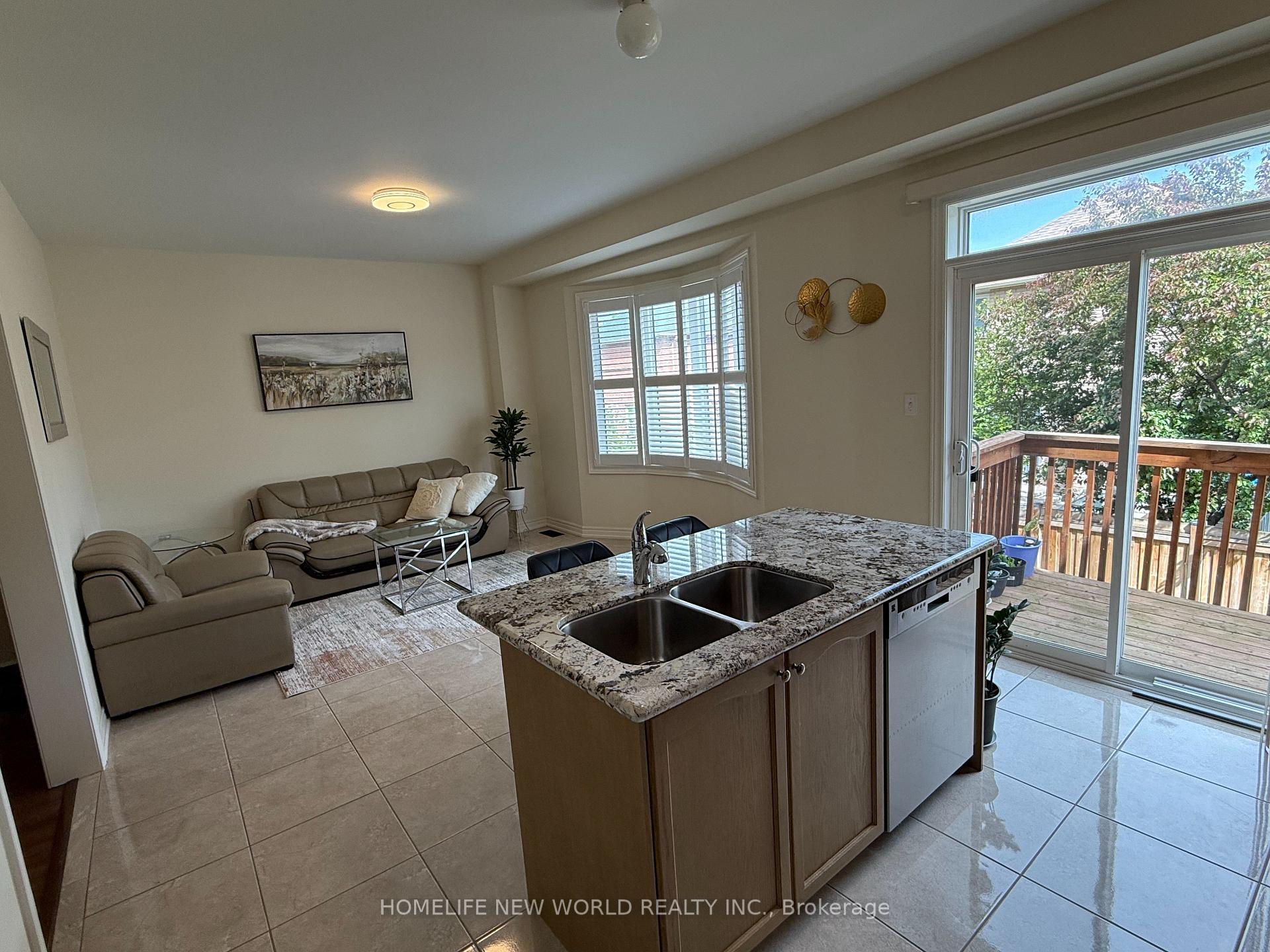 Photo 11 of 55 Frederick Stamm Crescent, Markham, Berczy — HOMEH