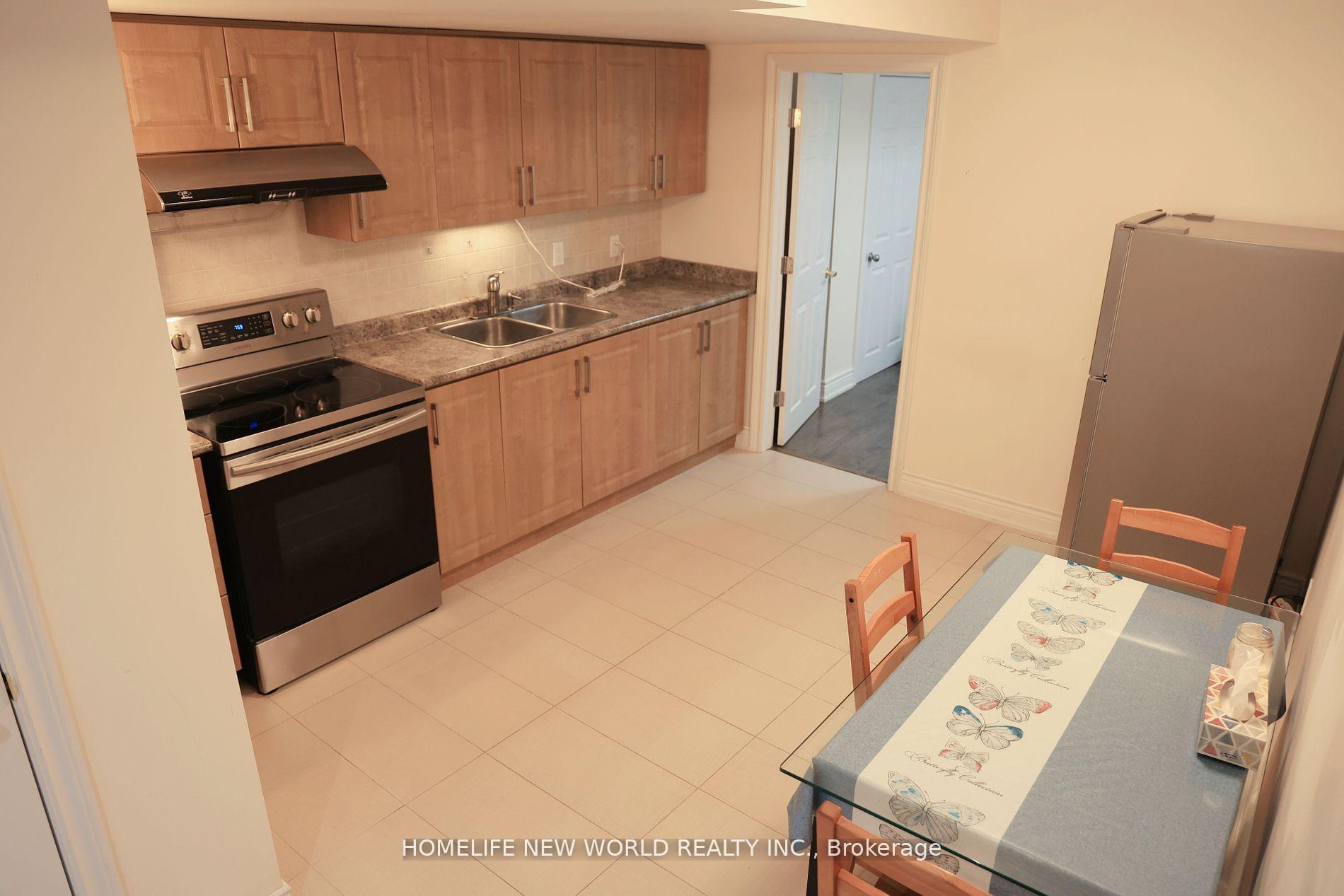 Photo 24 of 55 Frederick Stamm Crescent, Markham, Berczy — HOMEH