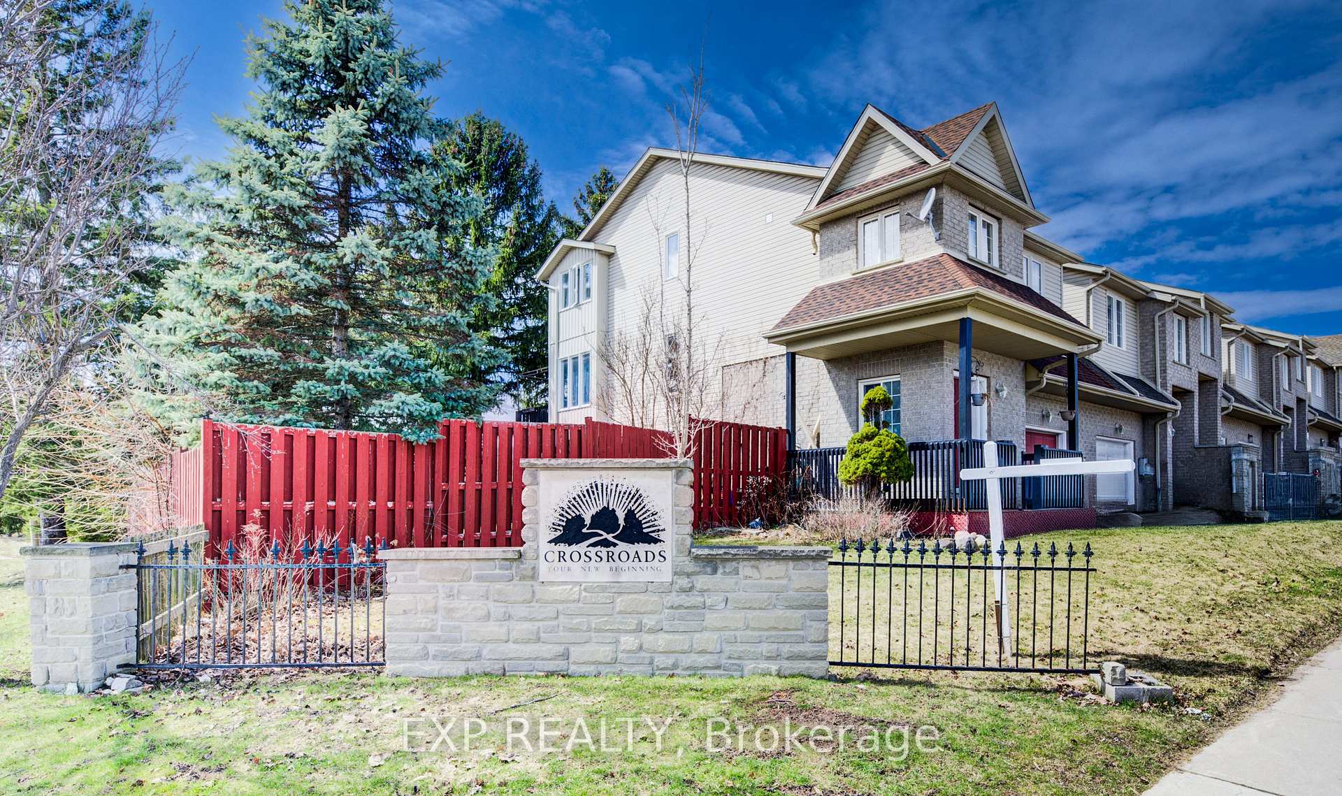 Photo 2 of 196 Windflower Drive, Kitchener — HOMEH