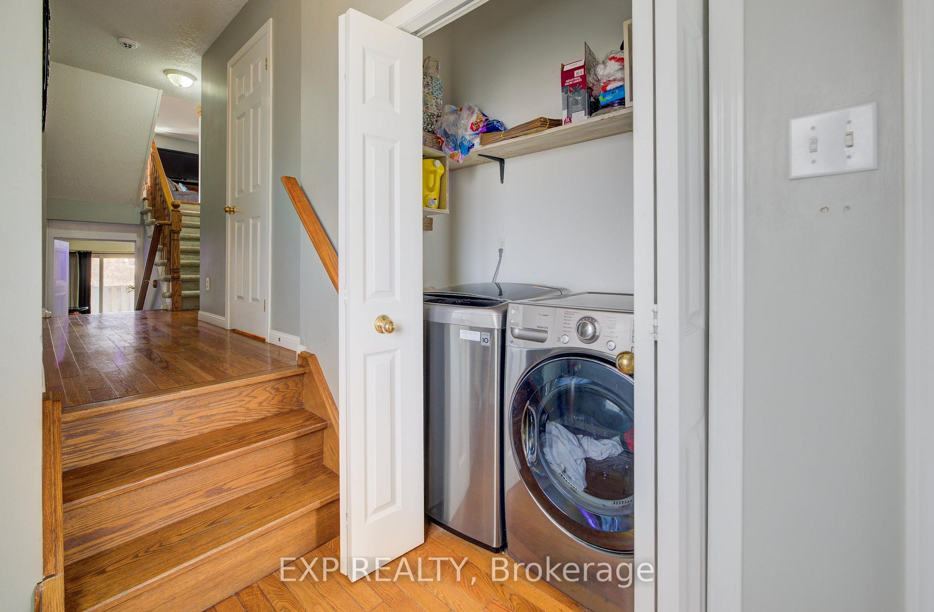 Photo 17 of 196 Windflower Drive, Kitchener — HOMEH