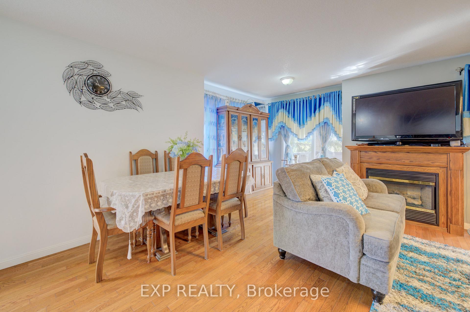 Photo 23 of 196 Windflower Drive, Kitchener — HOMEH