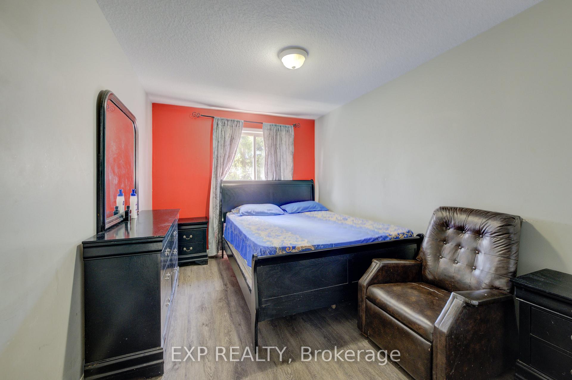 Photo 40 of 196 Windflower Drive, Kitchener — HOMEH