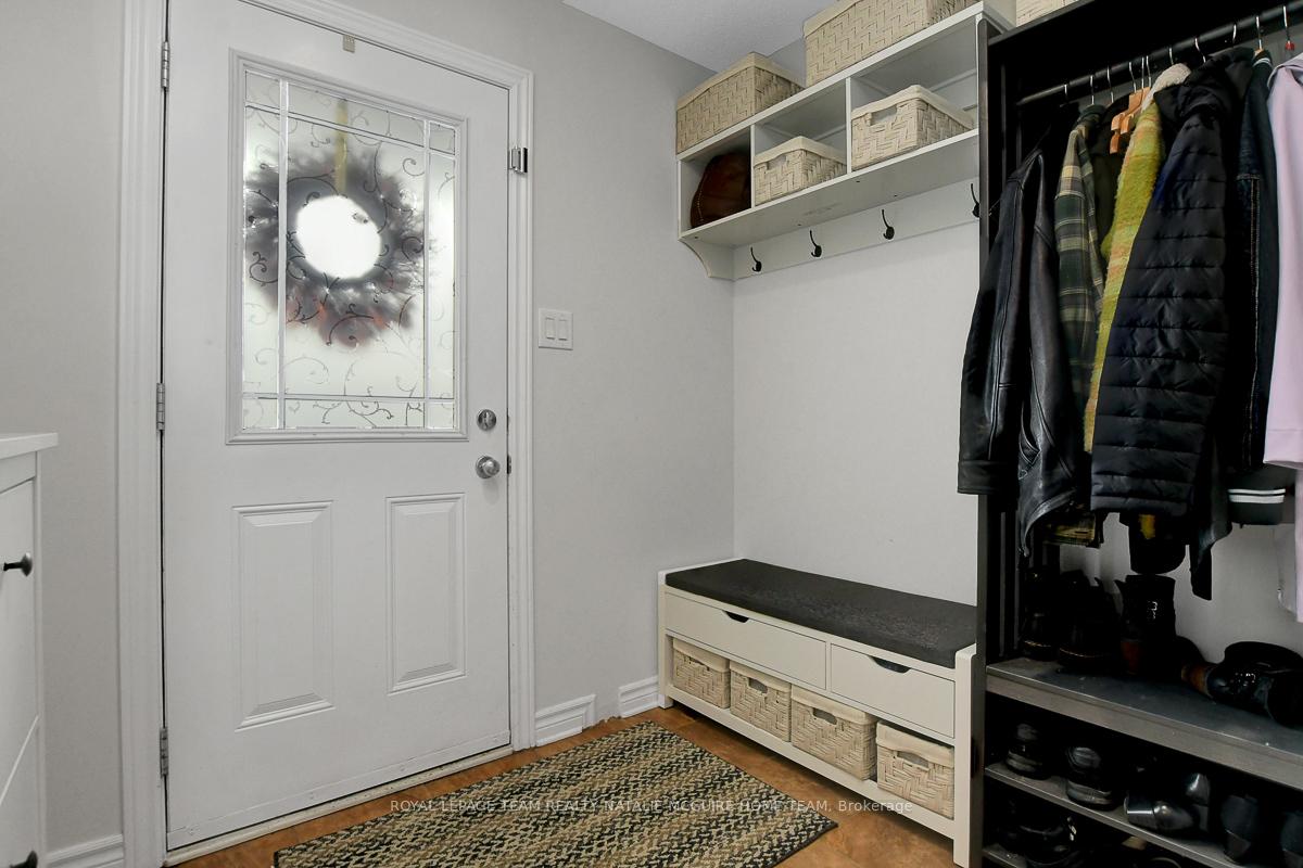 Photo 3 of 226 Catamount Court, Ottawa, Kanata - Emerald Meadows/Trailwest — HOMEH