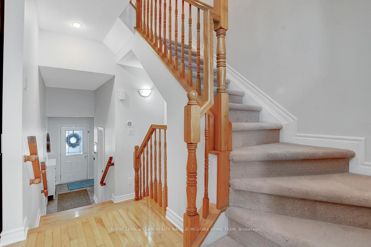 Photo 5 of 226 Catamount Court, Ottawa, Kanata - Emerald Meadows/Trailwest — HOMEH