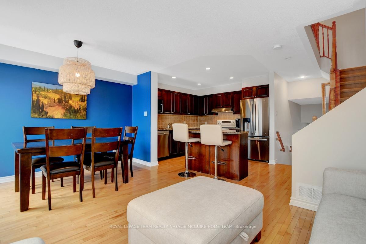 Photo 9 of 226 Catamount Court, Ottawa, Kanata - Emerald Meadows/Trailwest — HOMEH