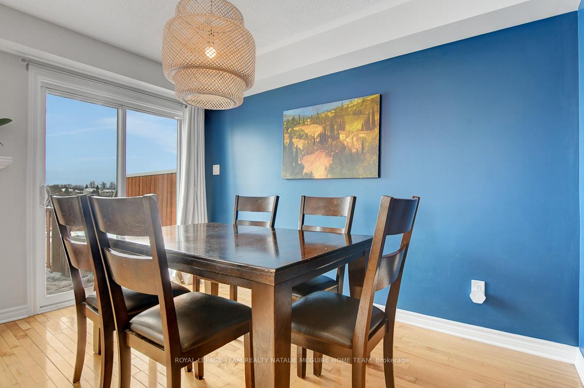 Photo 11 of 226 Catamount Court, Ottawa, Kanata - Emerald Meadows/Trailwest — HOMEH