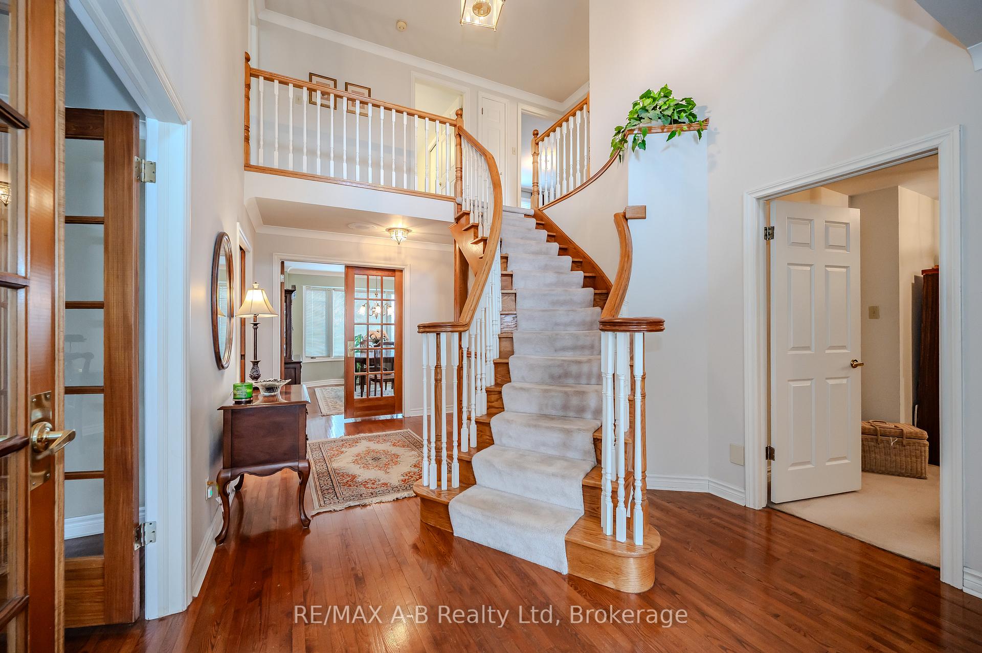 Photo 3 of 87 Lorilee Crescent, Kitchener — HOMEH
