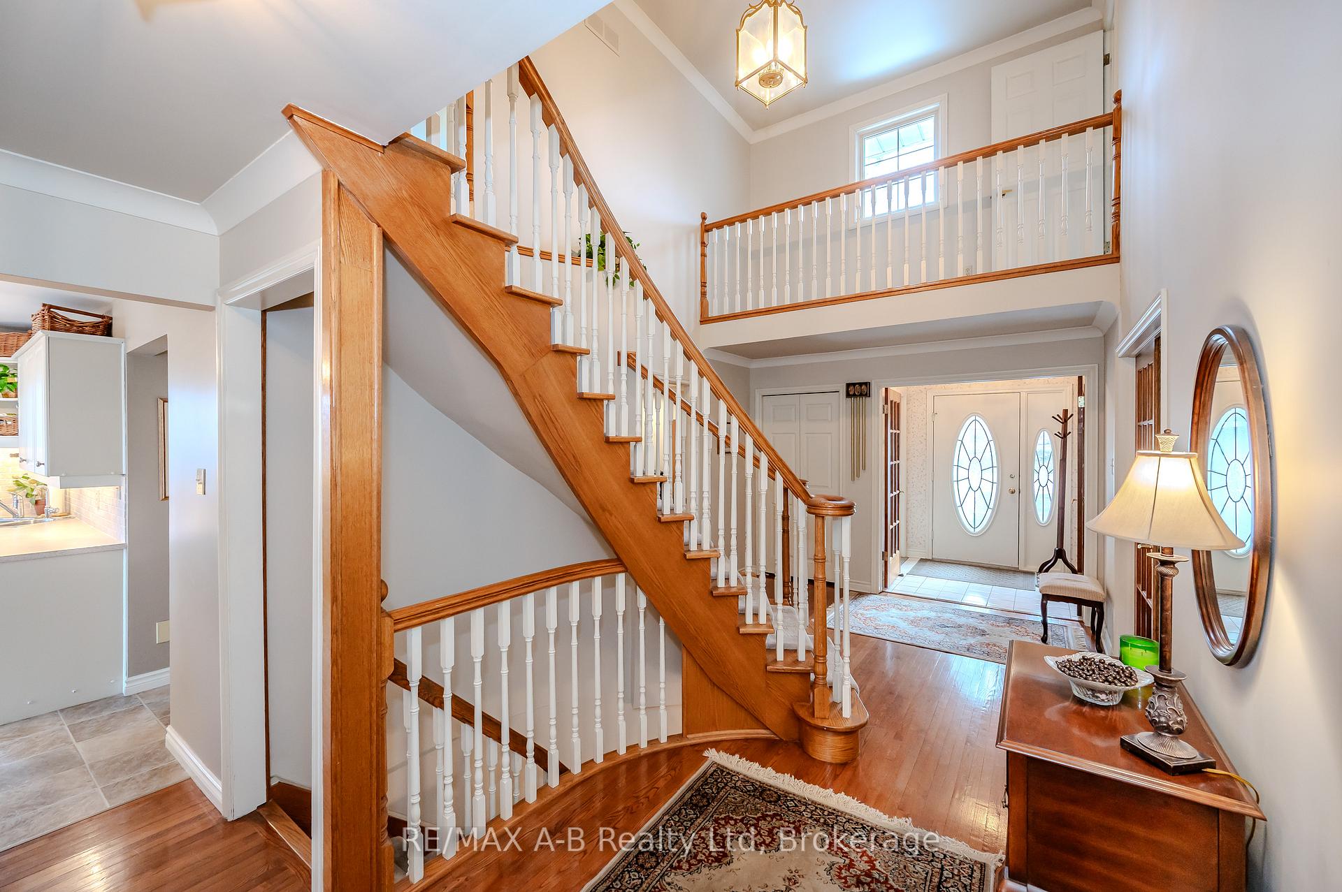 Photo 4 of 87 Lorilee Crescent, Kitchener — HOMEH