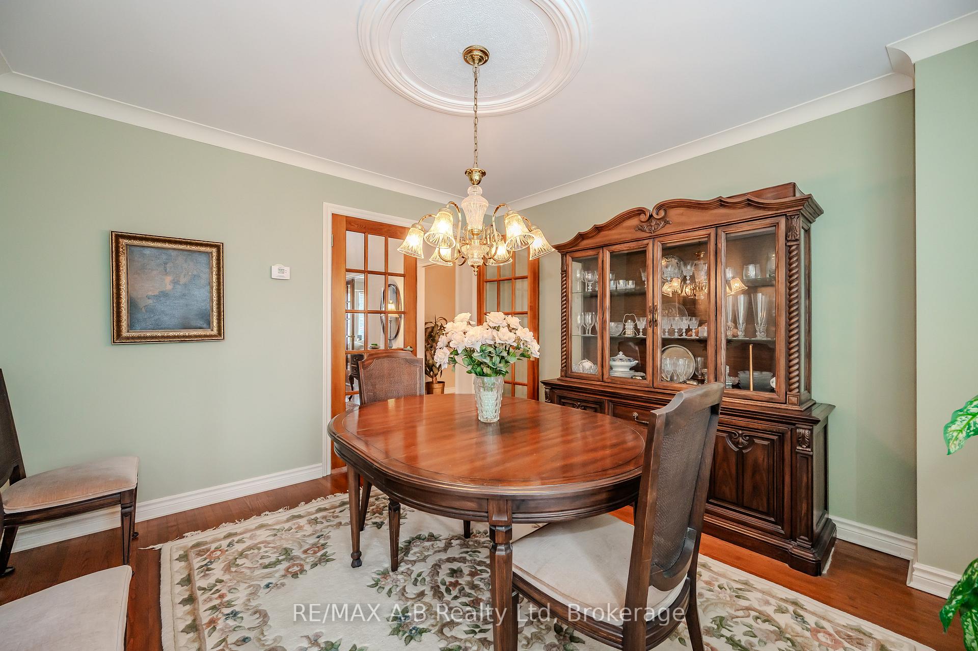 Photo 8 of 87 Lorilee Crescent, Kitchener — HOMEH