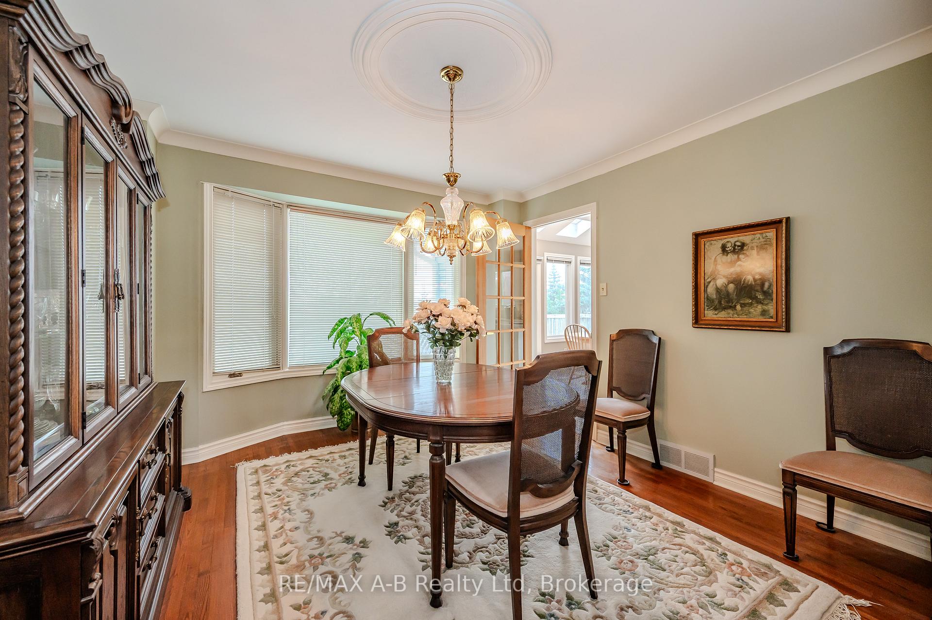 Photo 9 of 87 Lorilee Crescent, Kitchener — HOMEH
