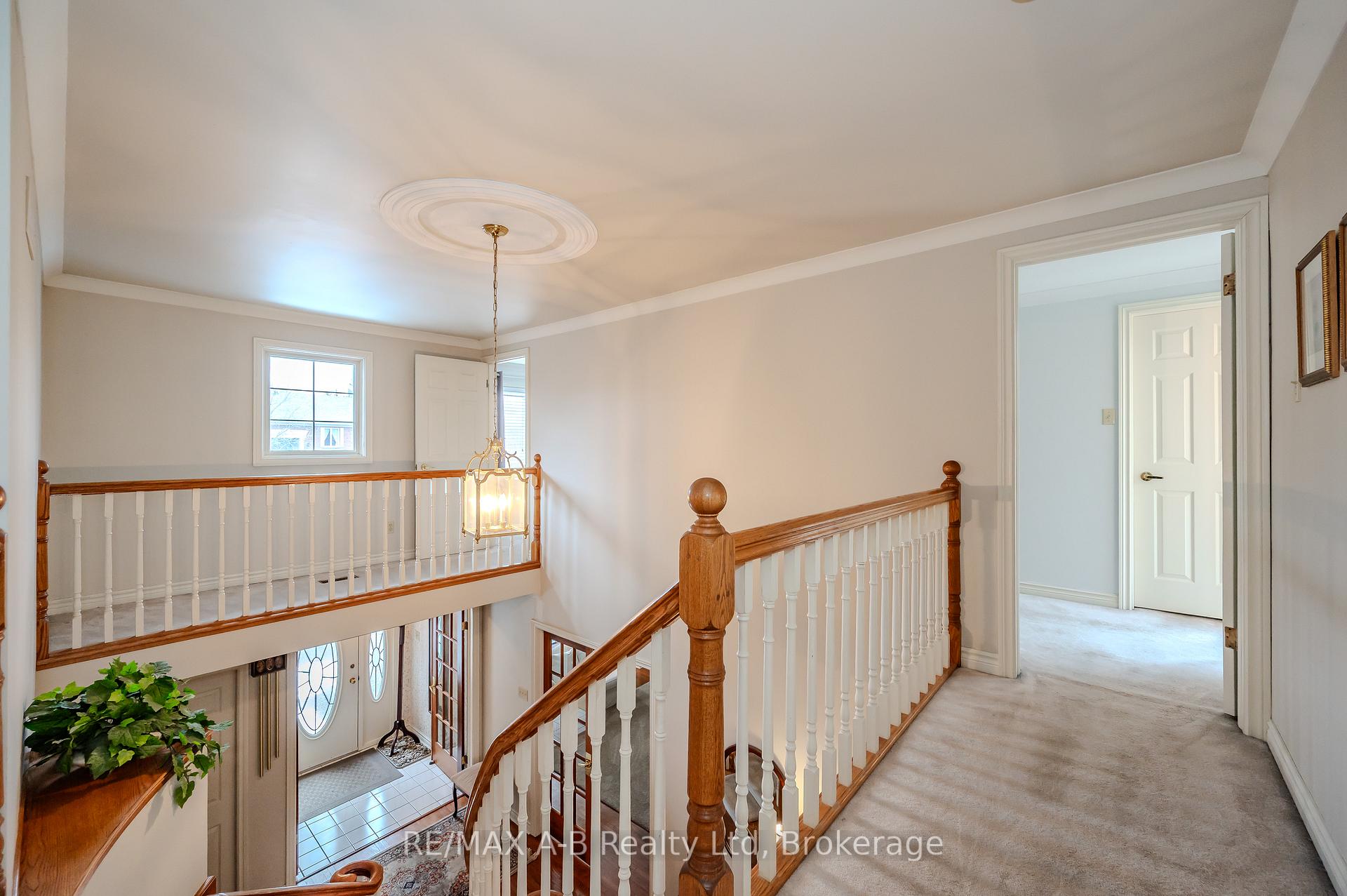Photo 17 of 87 Lorilee Crescent, Kitchener — HOMEH