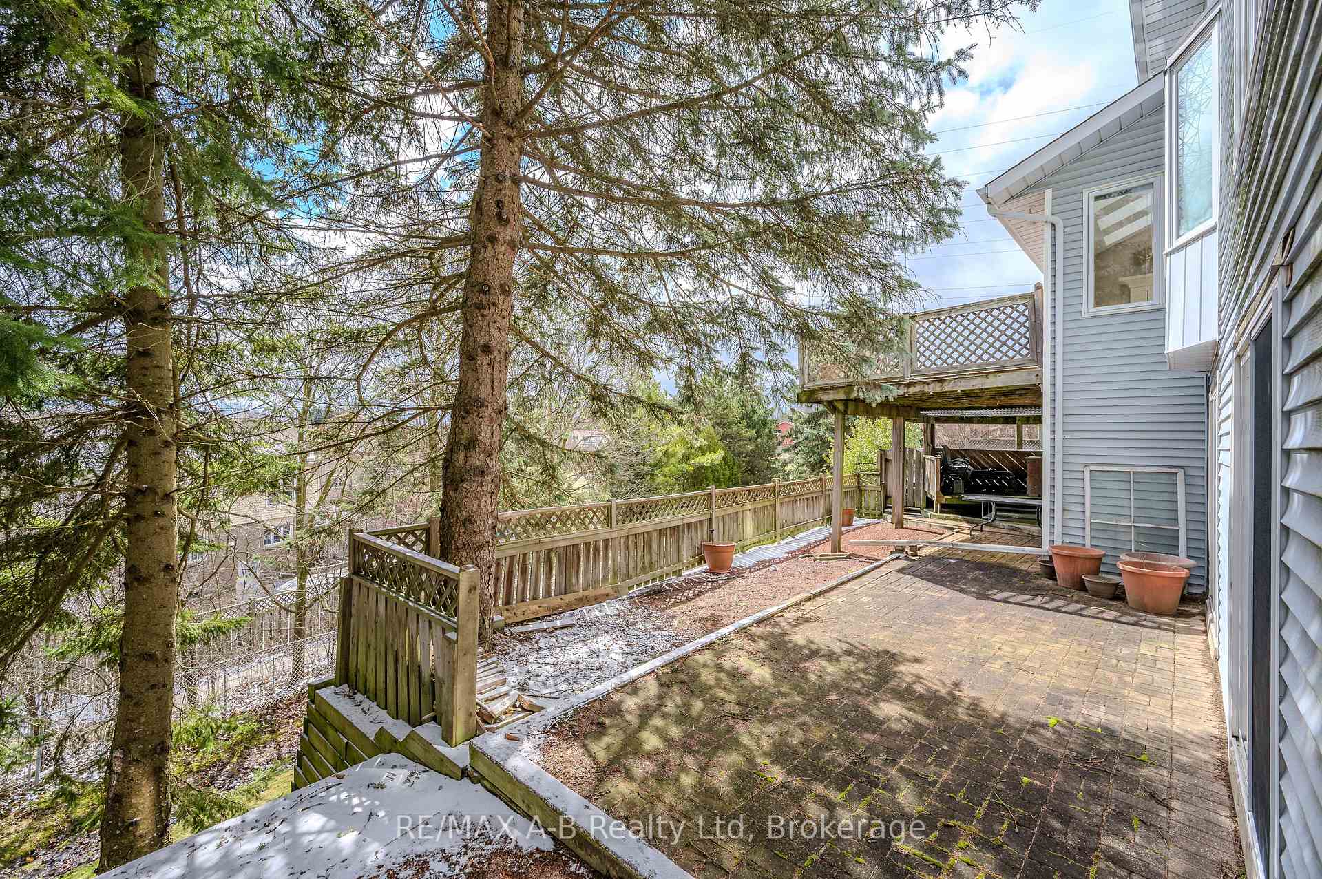 Photo 29 of 87 Lorilee Crescent, Kitchener — HOMEH