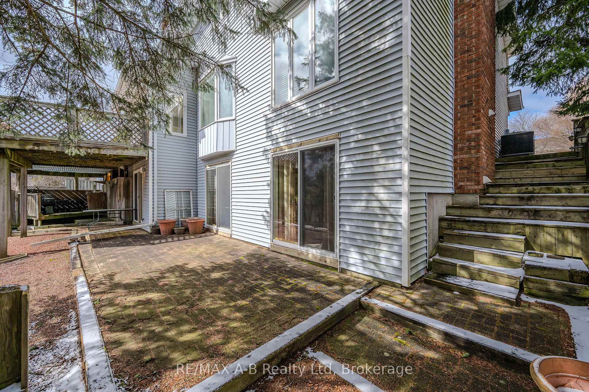 Photo 30 of 87 Lorilee Crescent, Kitchener — HOMEH