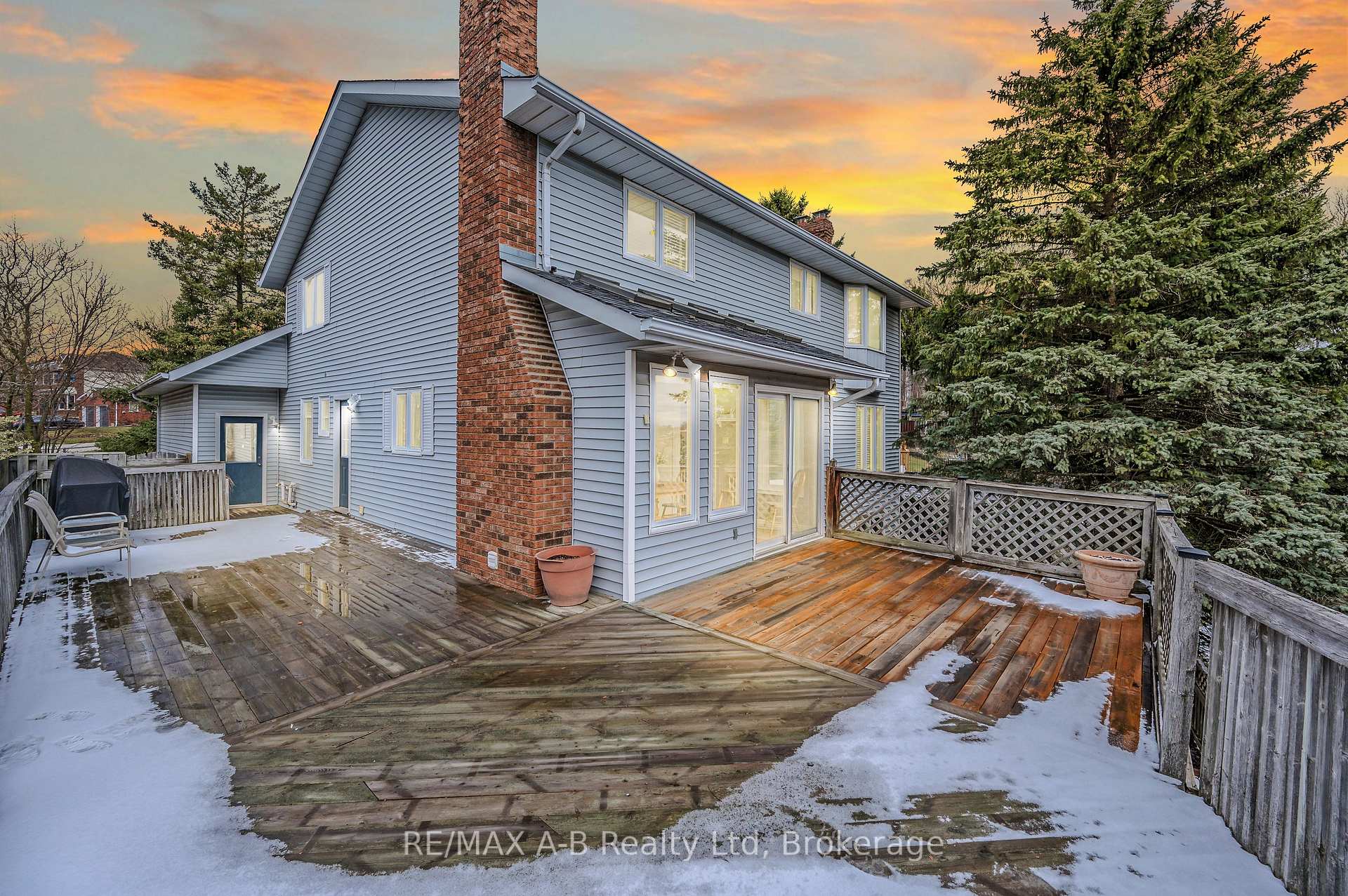 Photo 33 of 87 Lorilee Crescent, Kitchener — HOMEH