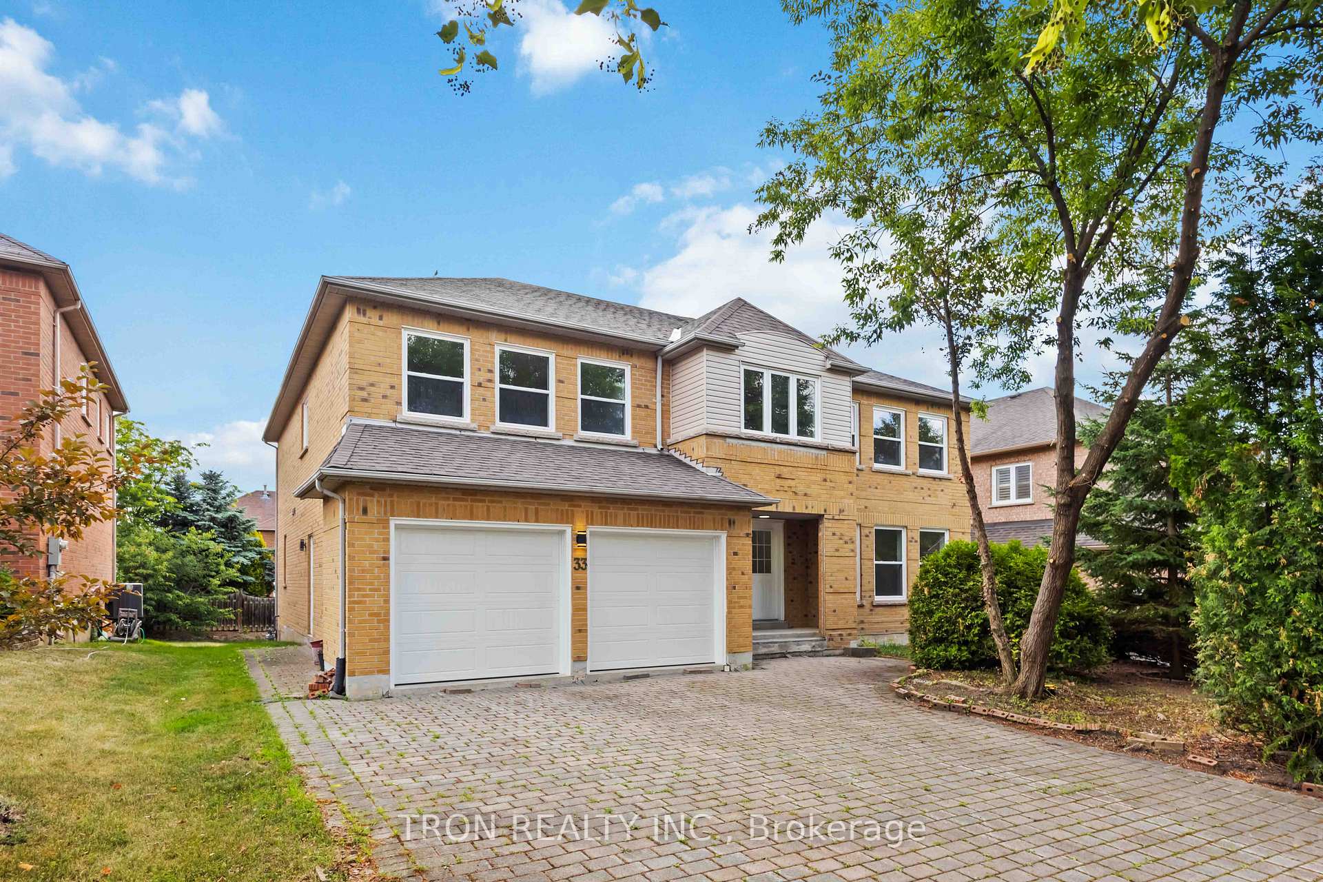 Photo 1 of 33 Guildford Circle, Markham, Unionville — HOMEH