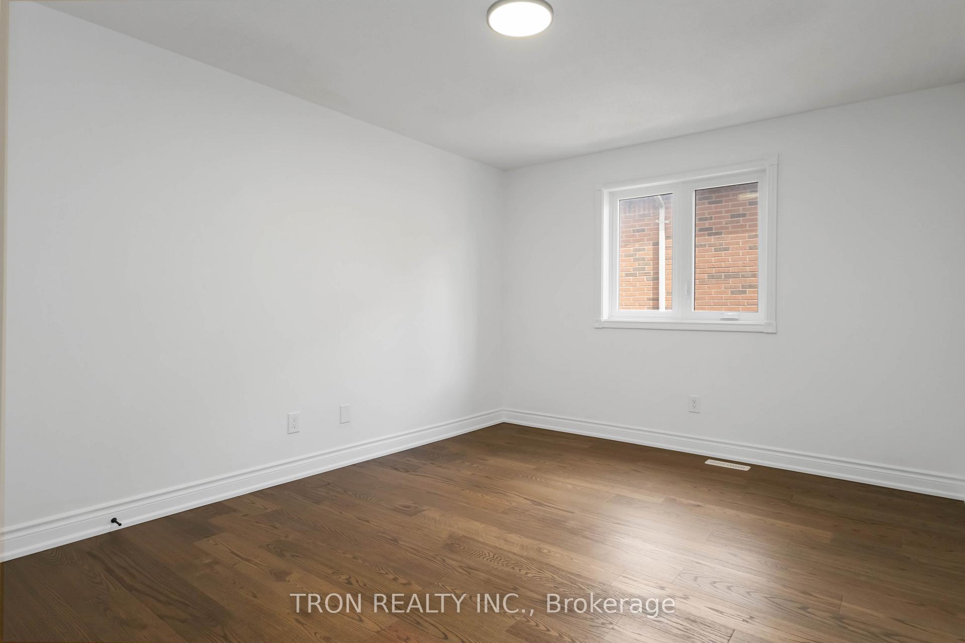 Photo 25 of 33 Guildford Circle, Markham, Unionville — HOMEH