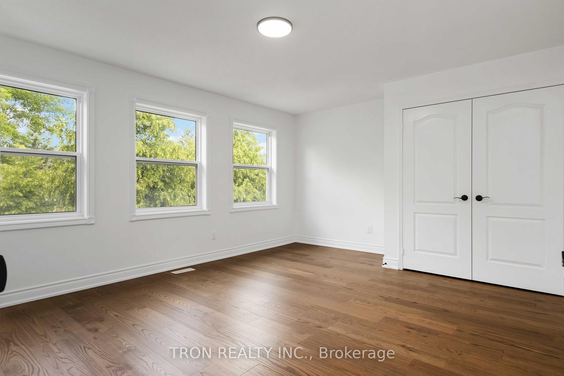 Photo 26 of 33 Guildford Circle, Markham, Unionville — HOMEH