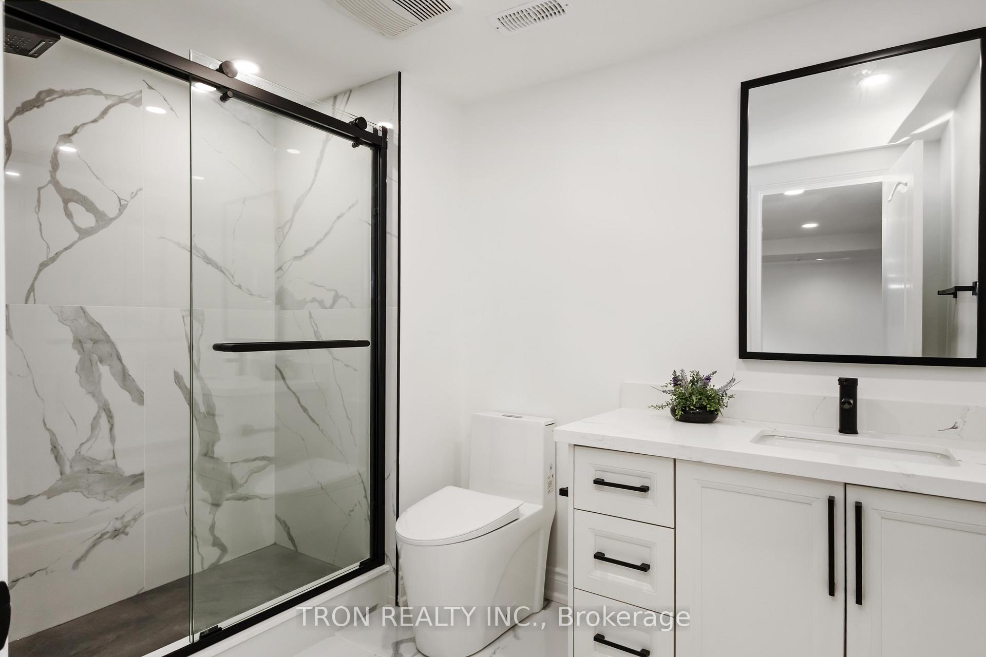Photo 31 of 33 Guildford Circle, Markham, Unionville — HOMEH