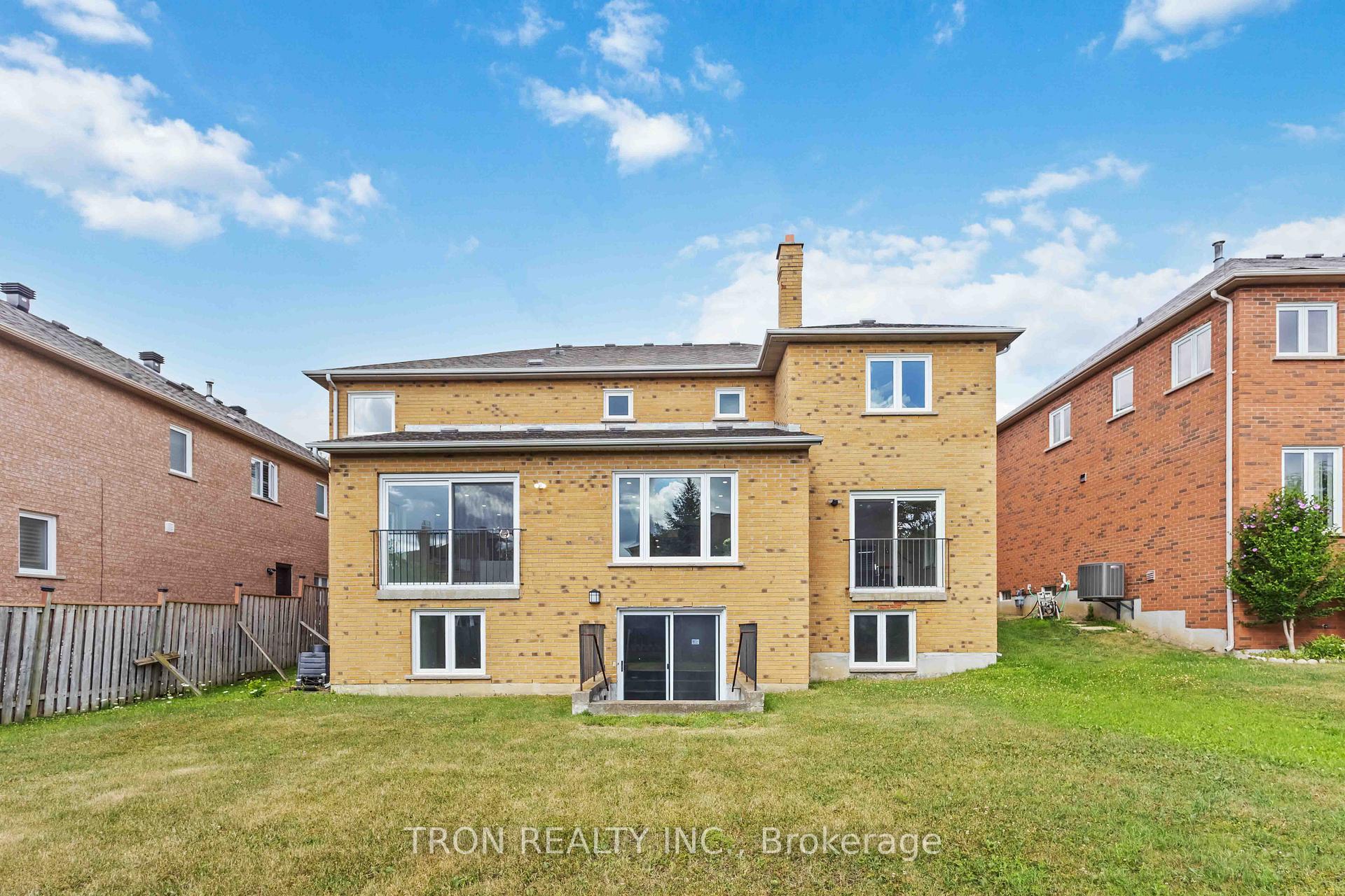 Photo 39 of 33 Guildford Circle, Markham, Unionville — HOMEH