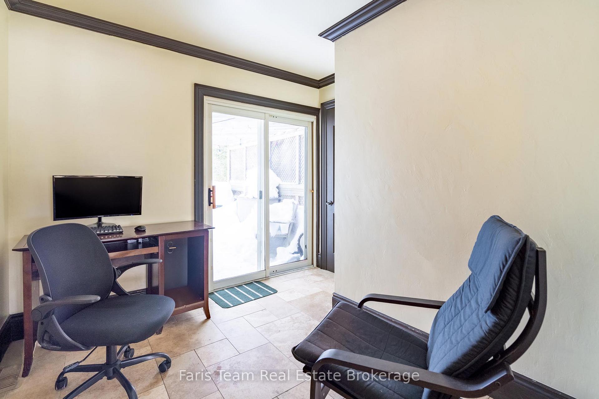 Photo 10 of 517 Queen Street, Midland — HOMEH