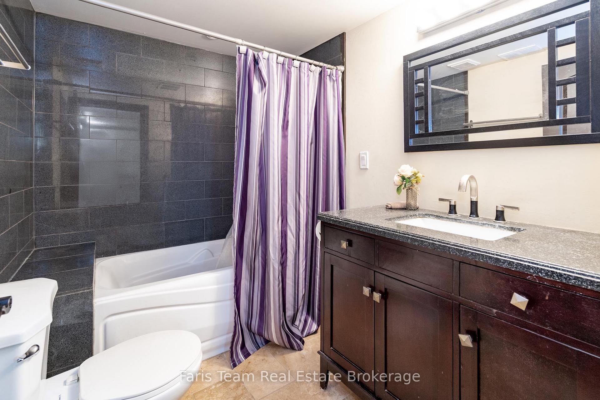 Photo 17 of 517 Queen Street, Midland — HOMEH