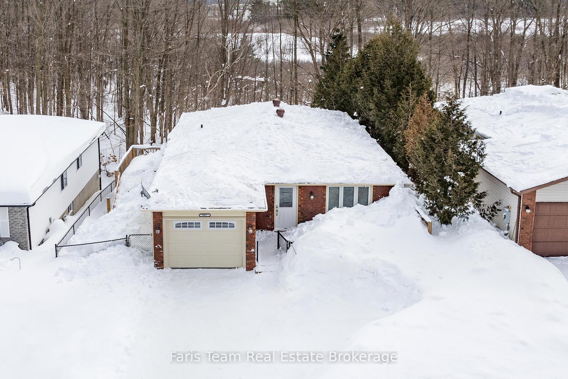 Front of 307 Christine Drive