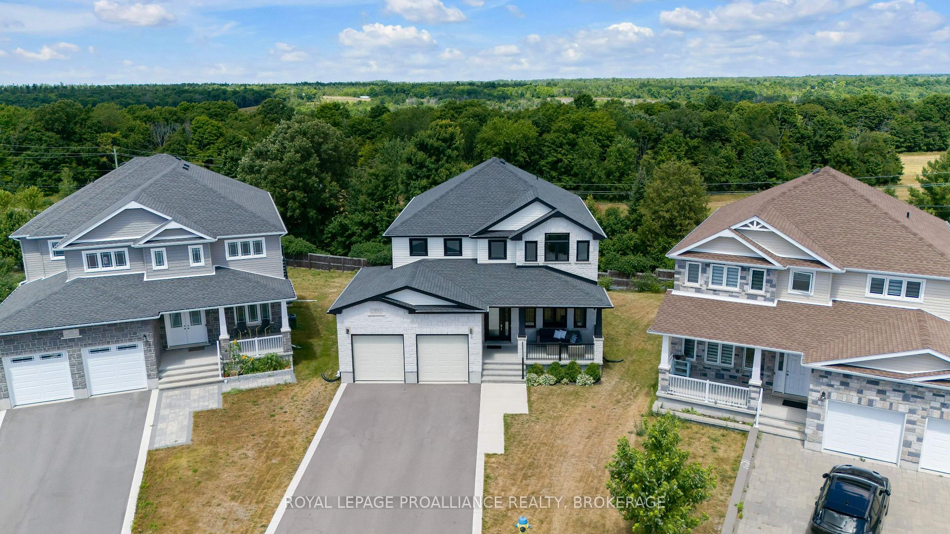 Photo 2 of 1713 Executive Avenue, Kingston, City Northwest — HOMEH