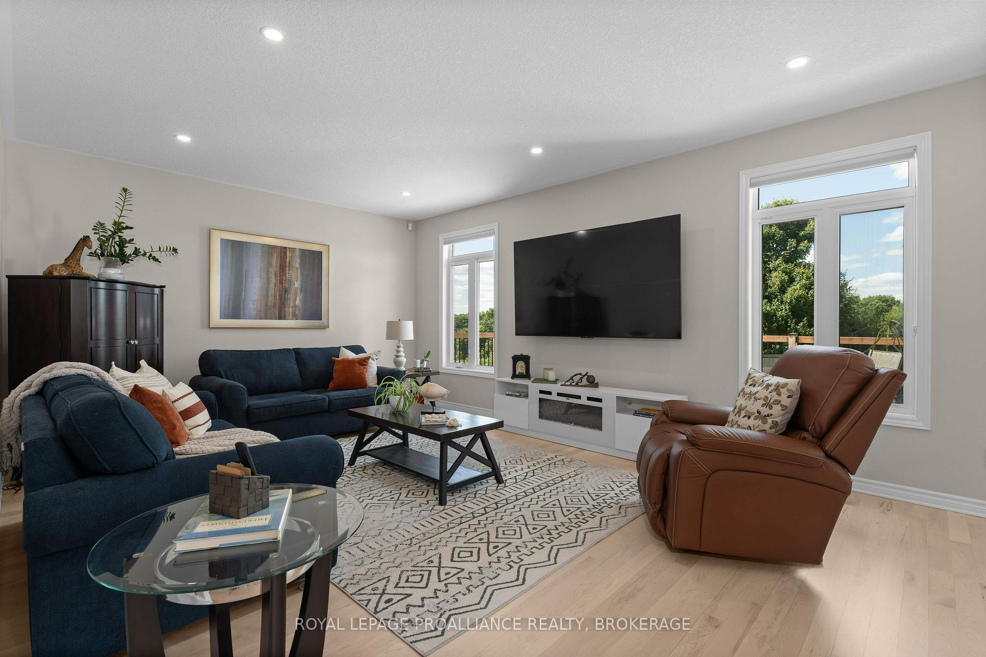Photo 9 of 1713 Executive Avenue, Kingston, City Northwest — HOMEH