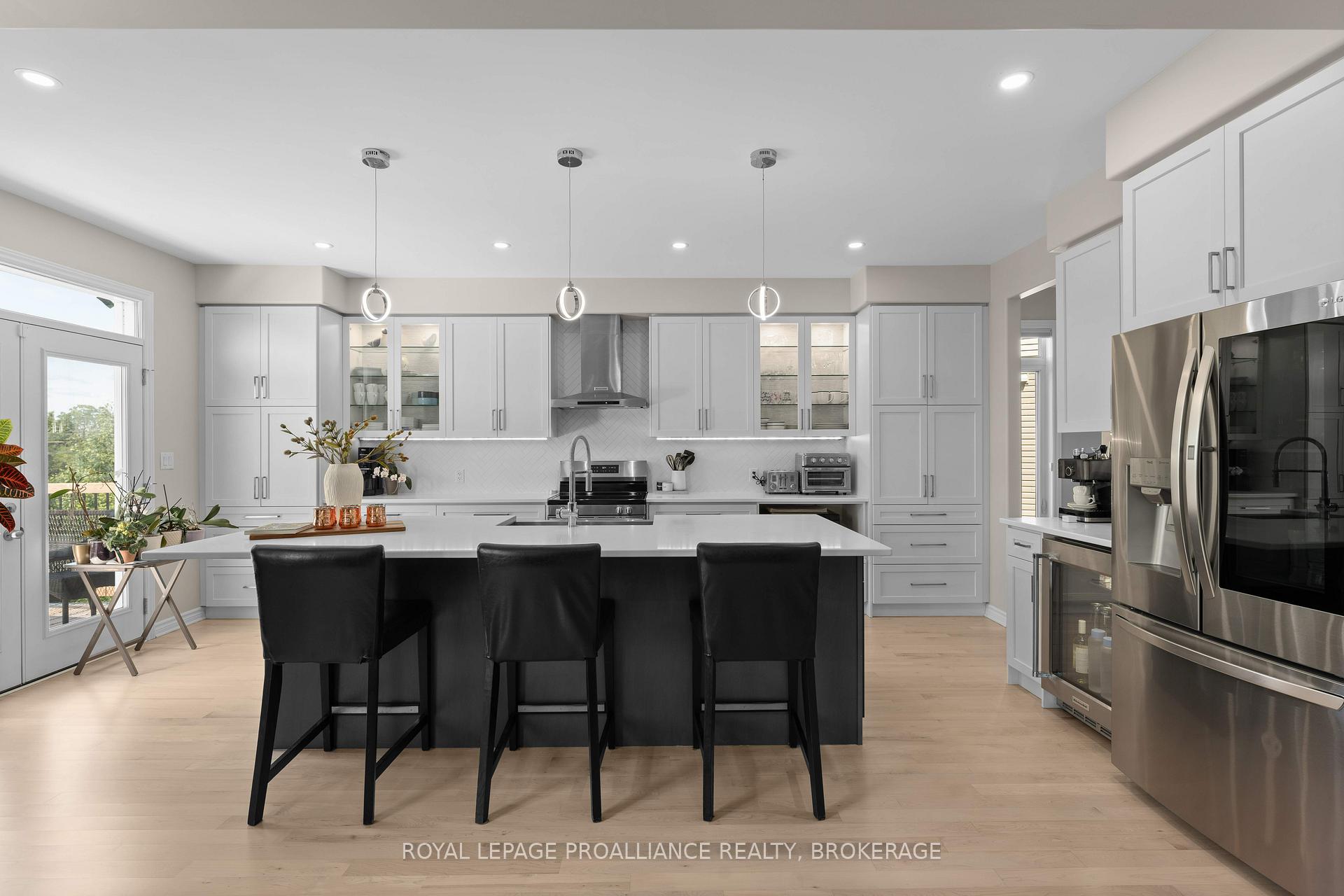 Photo 11 of 1713 Executive Avenue, Kingston, City Northwest — HOMEH
