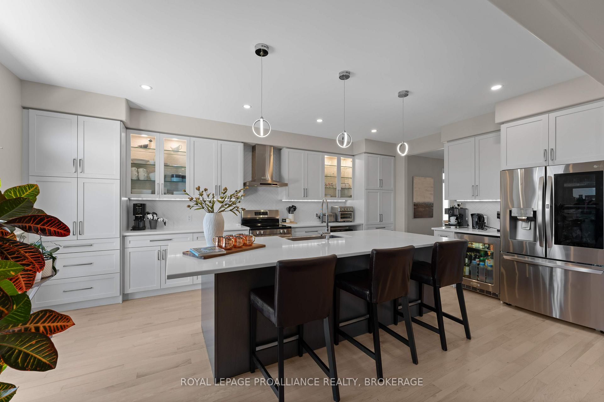 Photo 13 of 1713 Executive Avenue, Kingston, City Northwest — HOMEH