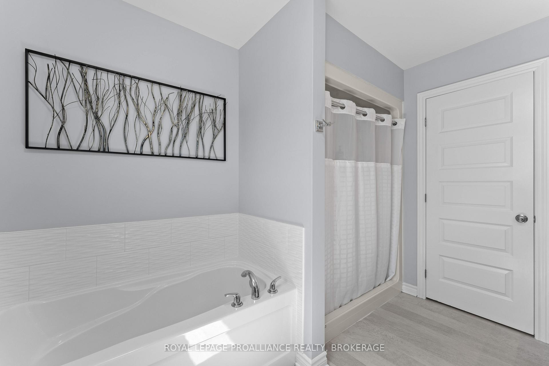 Photo 23 of 1713 Executive Avenue, Kingston, City Northwest — HOMEH