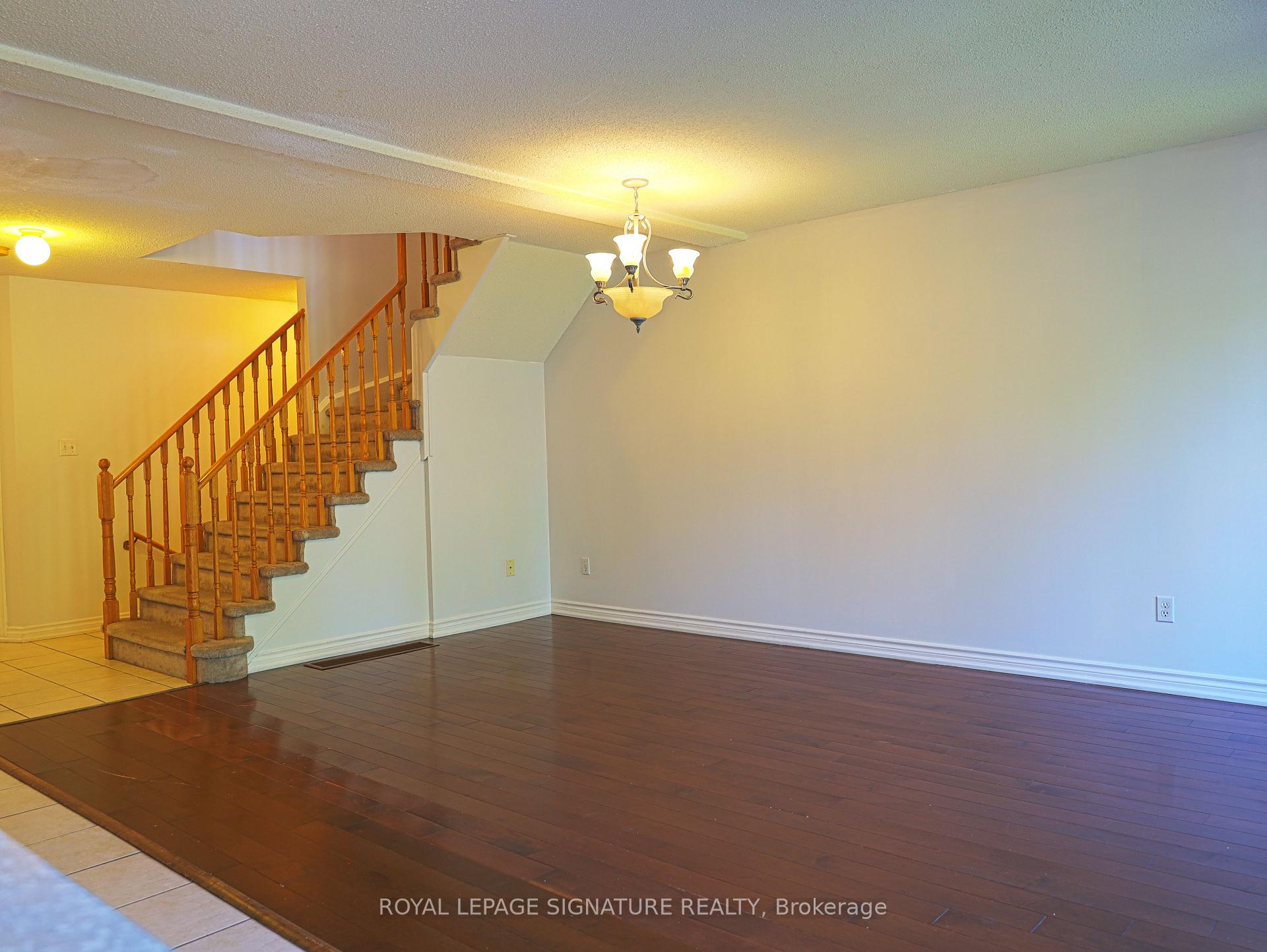 Photo 12 of 48 Billingsley Crescent, Markham, Cedarwood — HOMEH