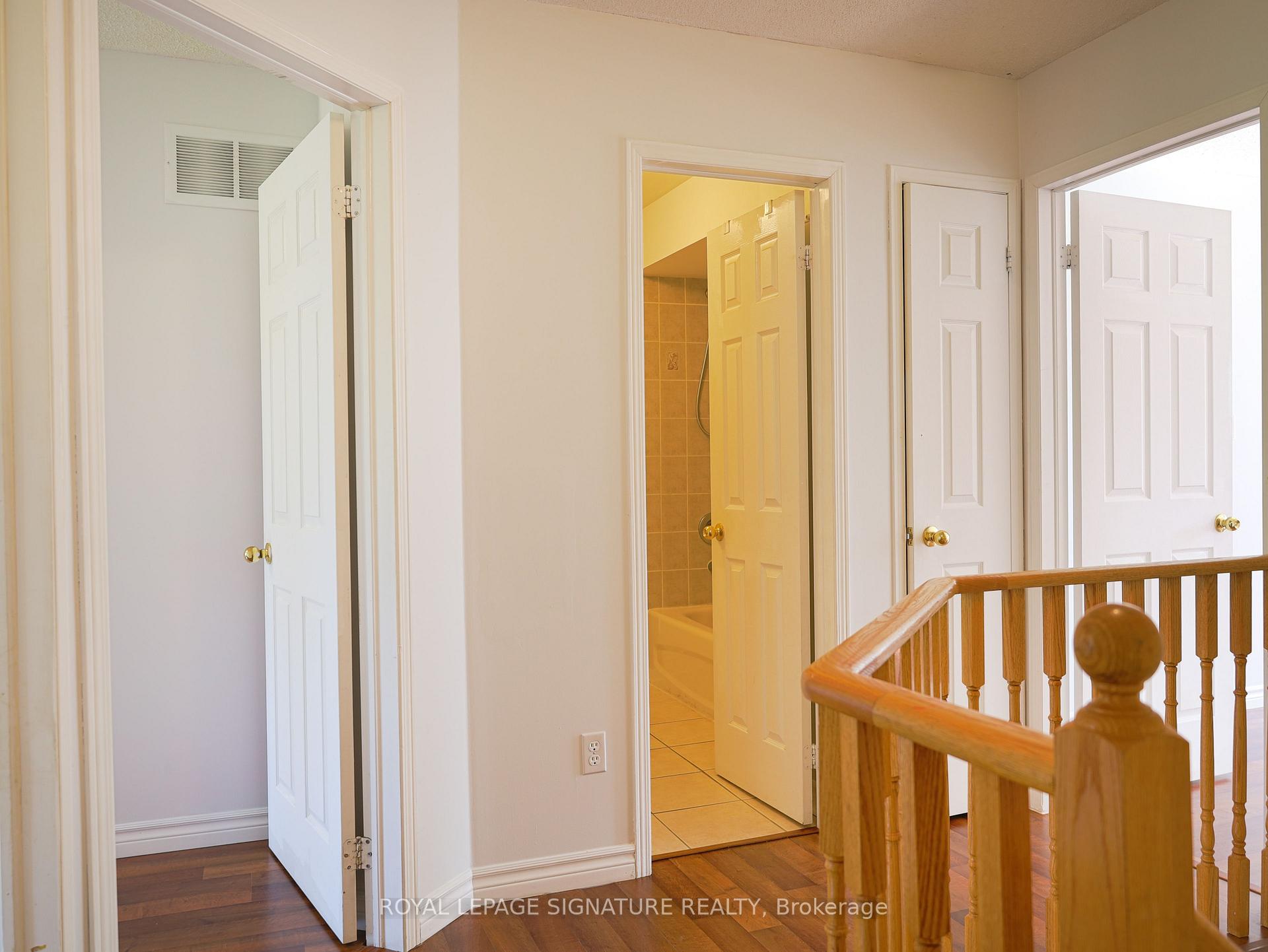 Photo 17 of 48 Billingsley Crescent, Markham, Cedarwood — HOMEH