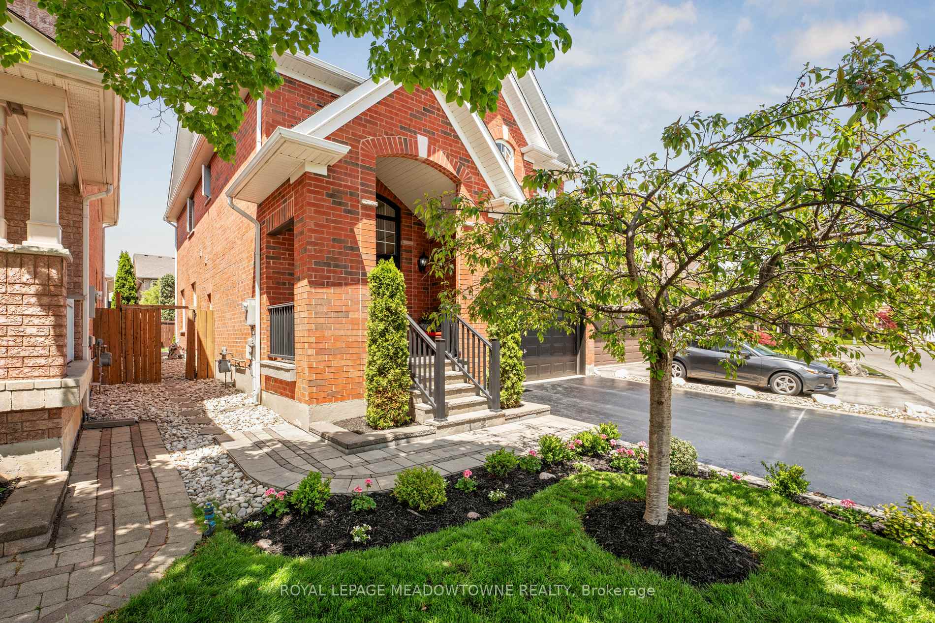 Photo 2 of 1186 Ezard Crescent, Milton, Clarke — HOMEH