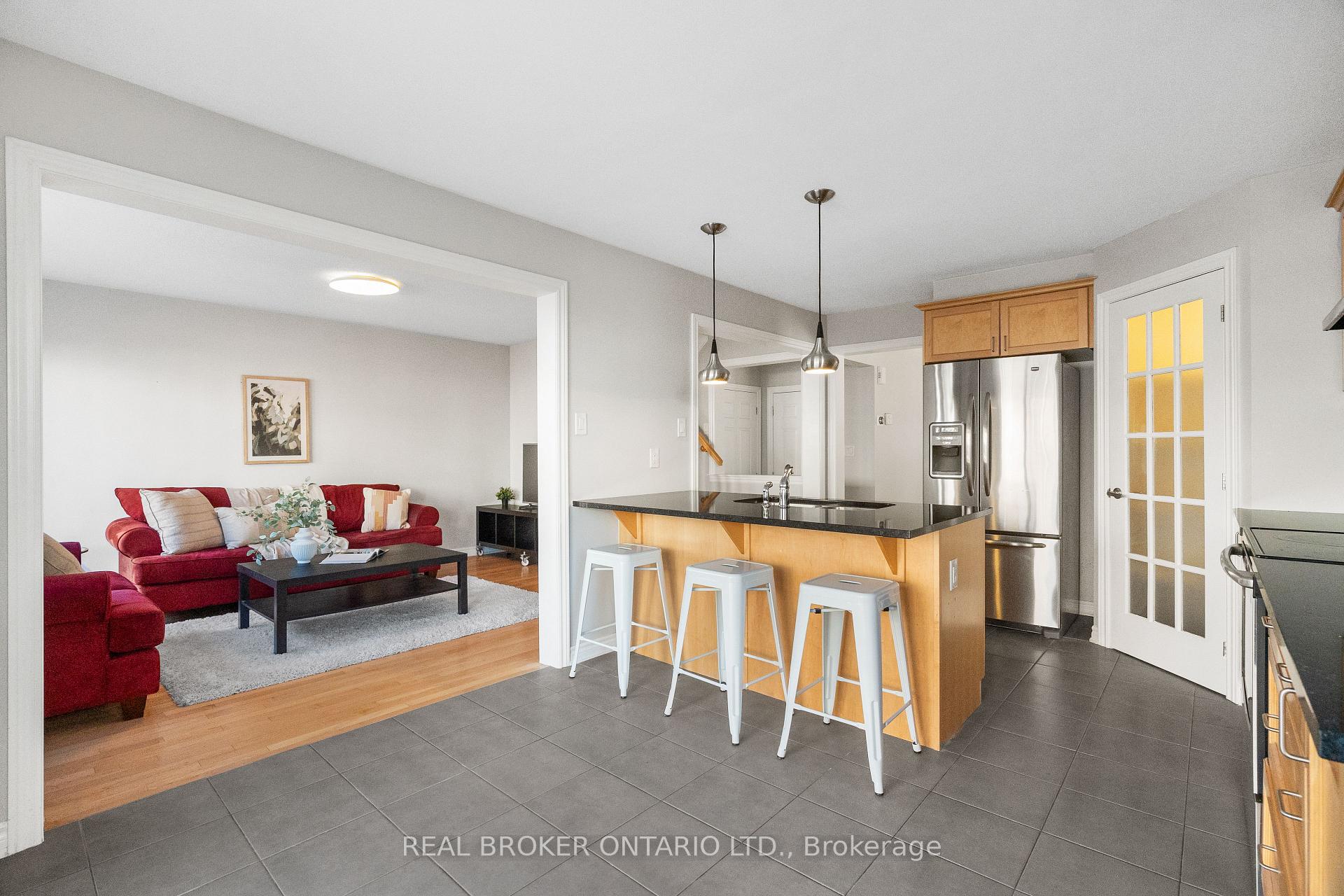 Photo 15 of 256 Rivertree Street, Ottawa, Kanata - Emerald Meadows/Trailwest — HOMEH