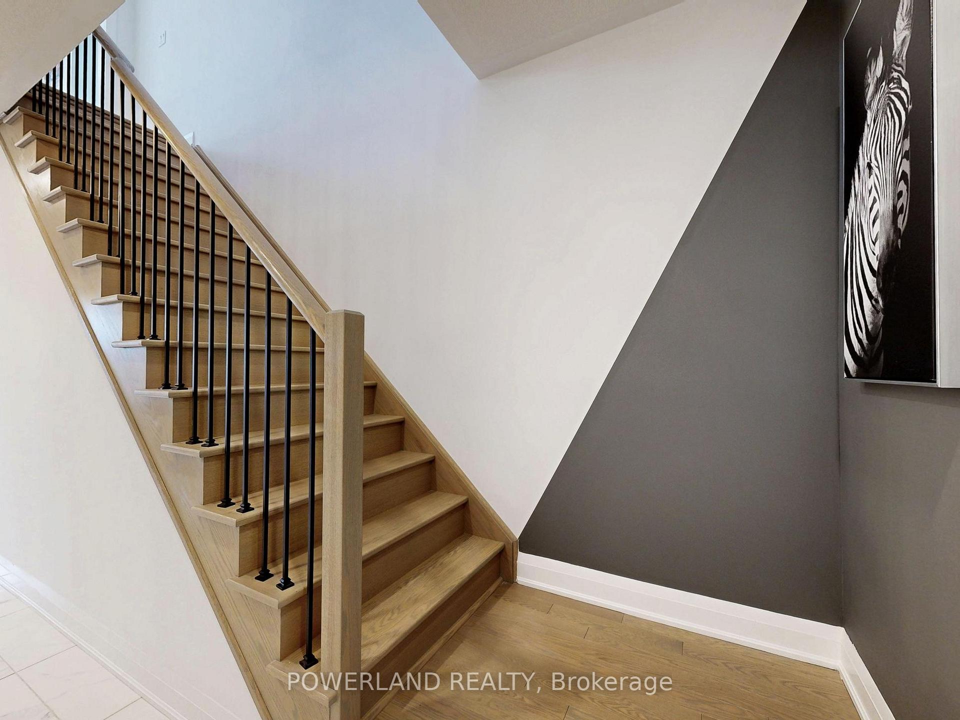 Photo 8 of 96 Carole Bell Way, Markham, Wismer — HOMEH
