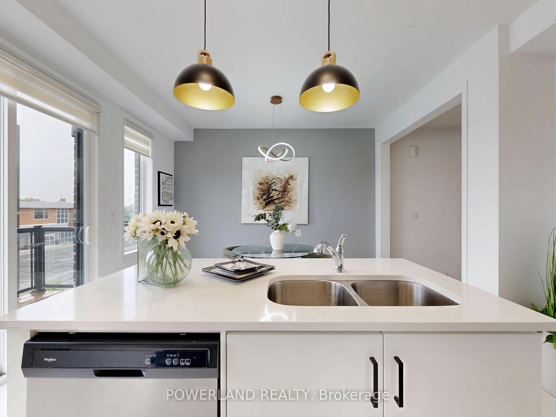 Photo 22 of 96 Carole Bell Way, Markham, Wismer — HOMEH