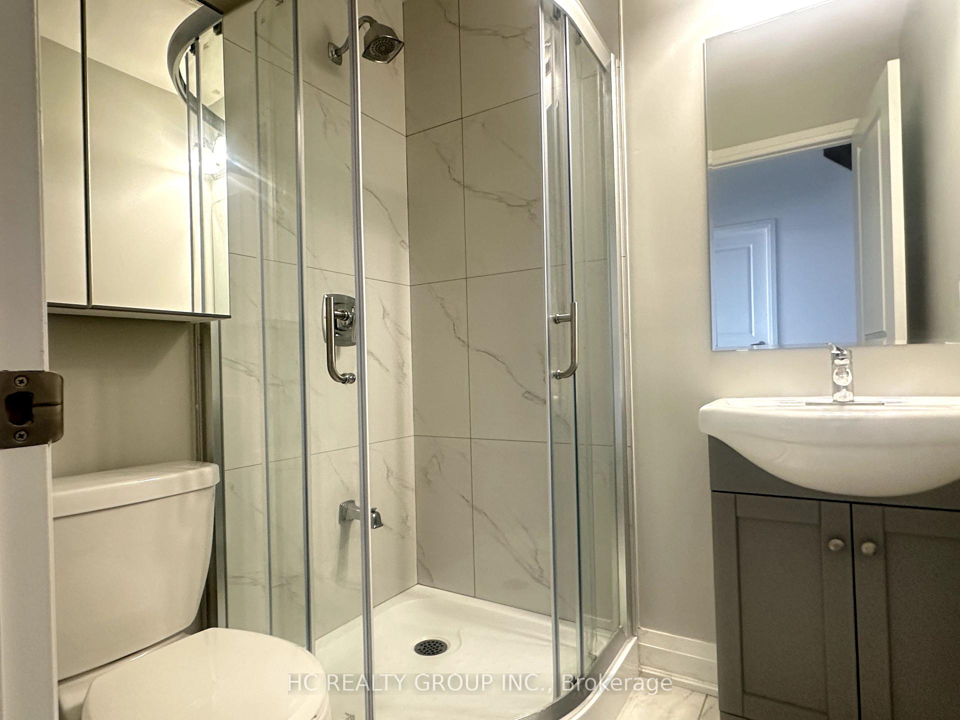 Photo 3 of 110 Carole Bell Way, Markham, Wismer — HOMEH