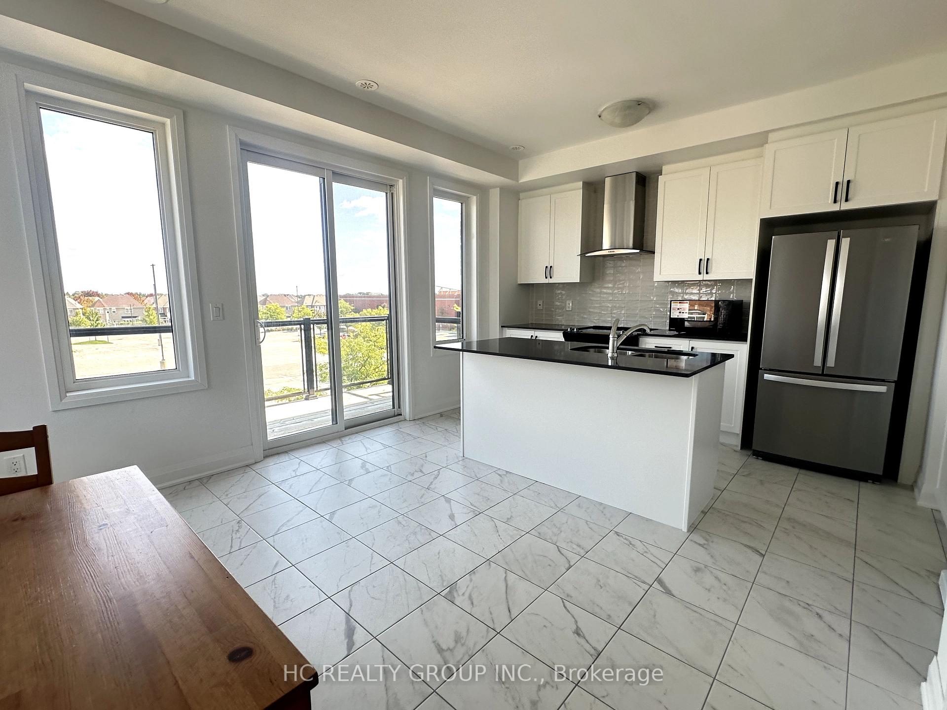 Photo 10 of 110 Carole Bell Way, Markham, Wismer — HOMEH