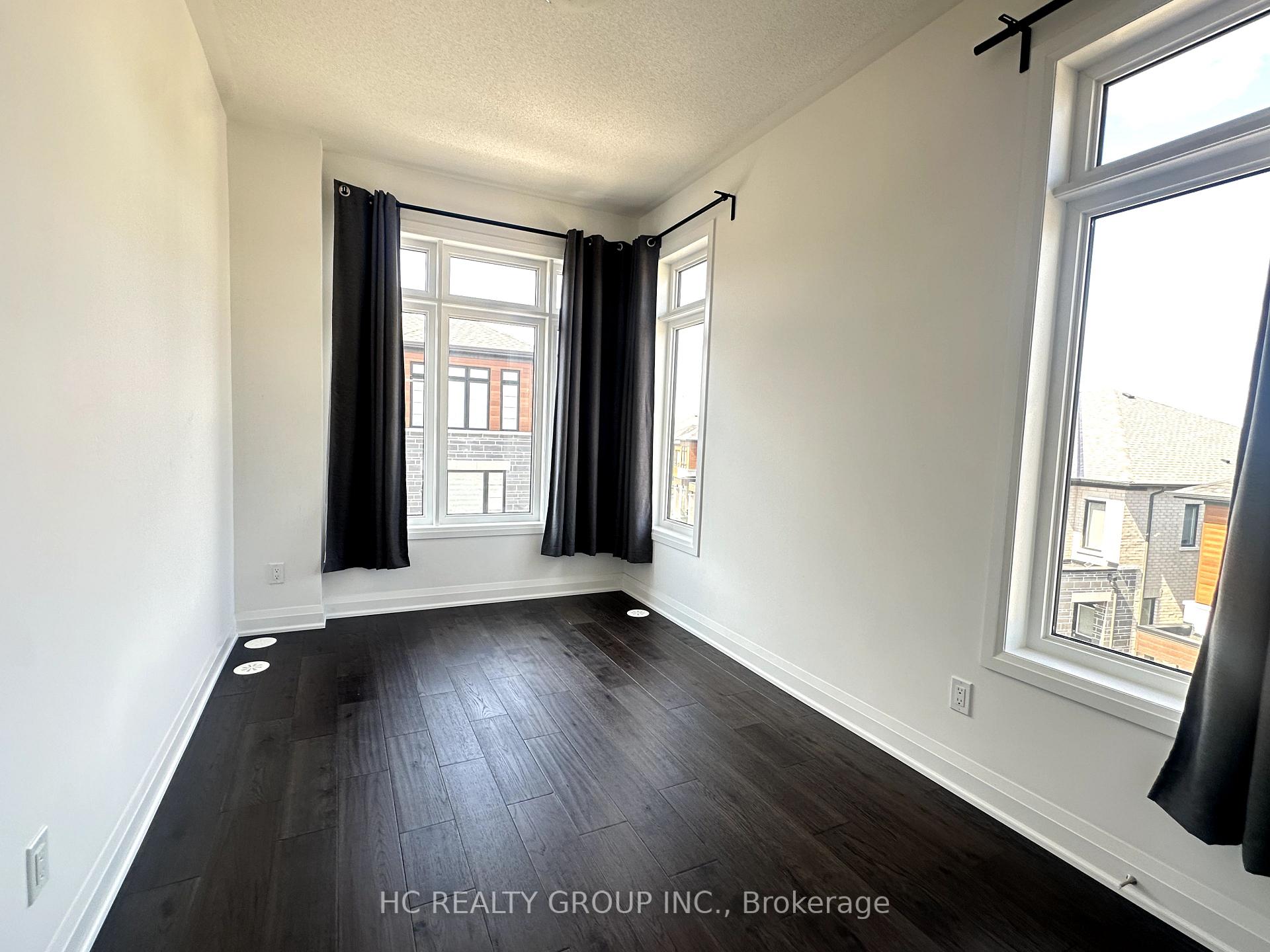 Photo 17 of 110 Carole Bell Way, Markham, Wismer — HOMEH