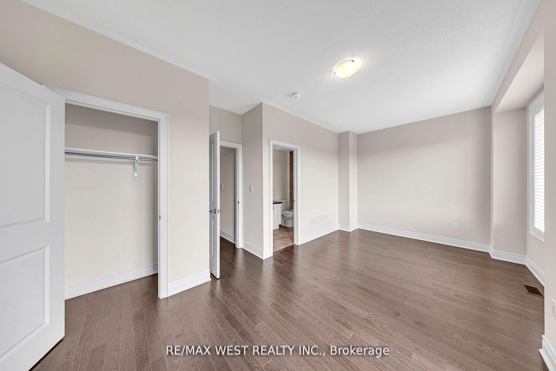Photo 9 of 8 Andress Way, Markham, Cedarwood — HOMEH