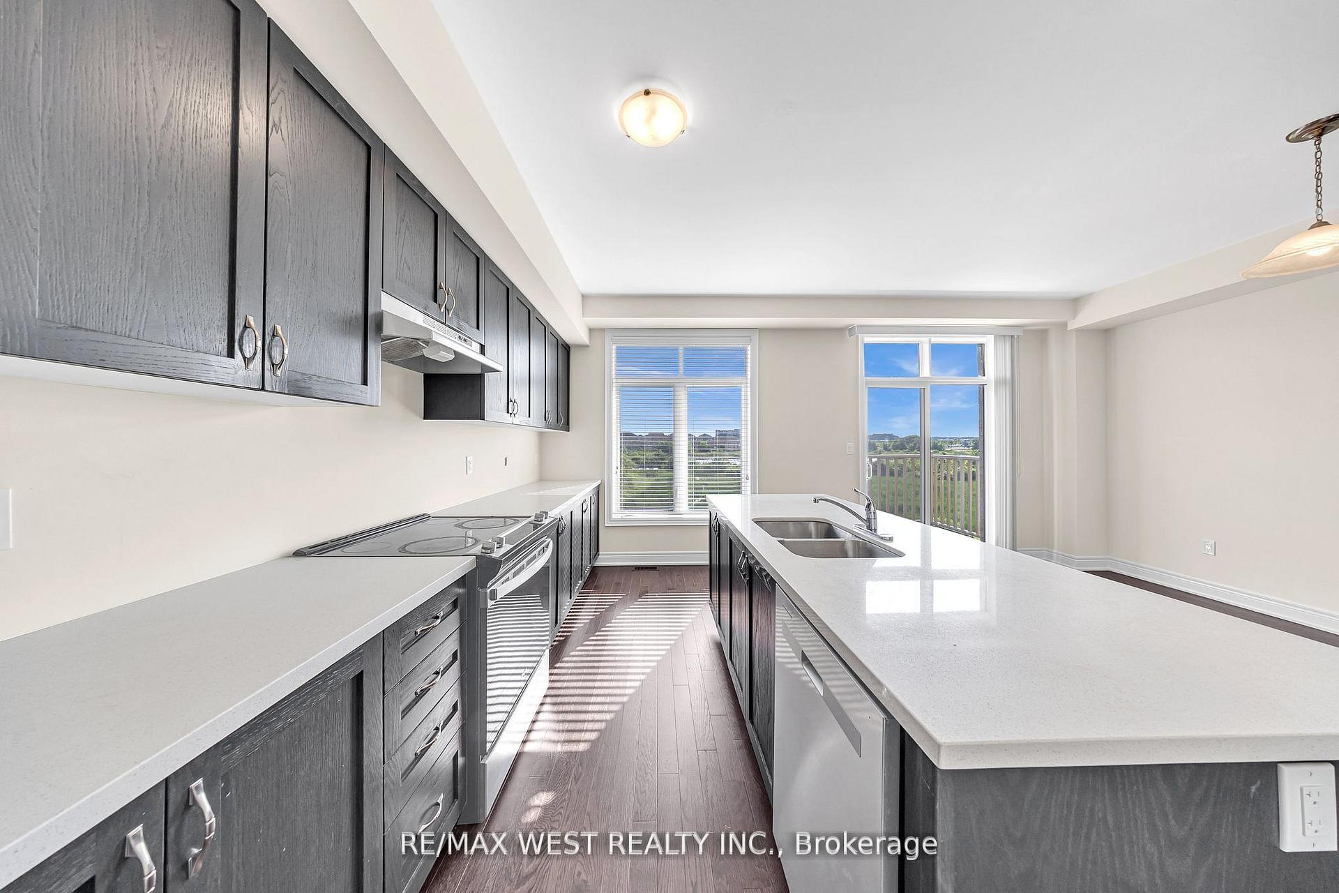 Photo 21 of 8 Andress Way, Markham, Cedarwood — HOMEH