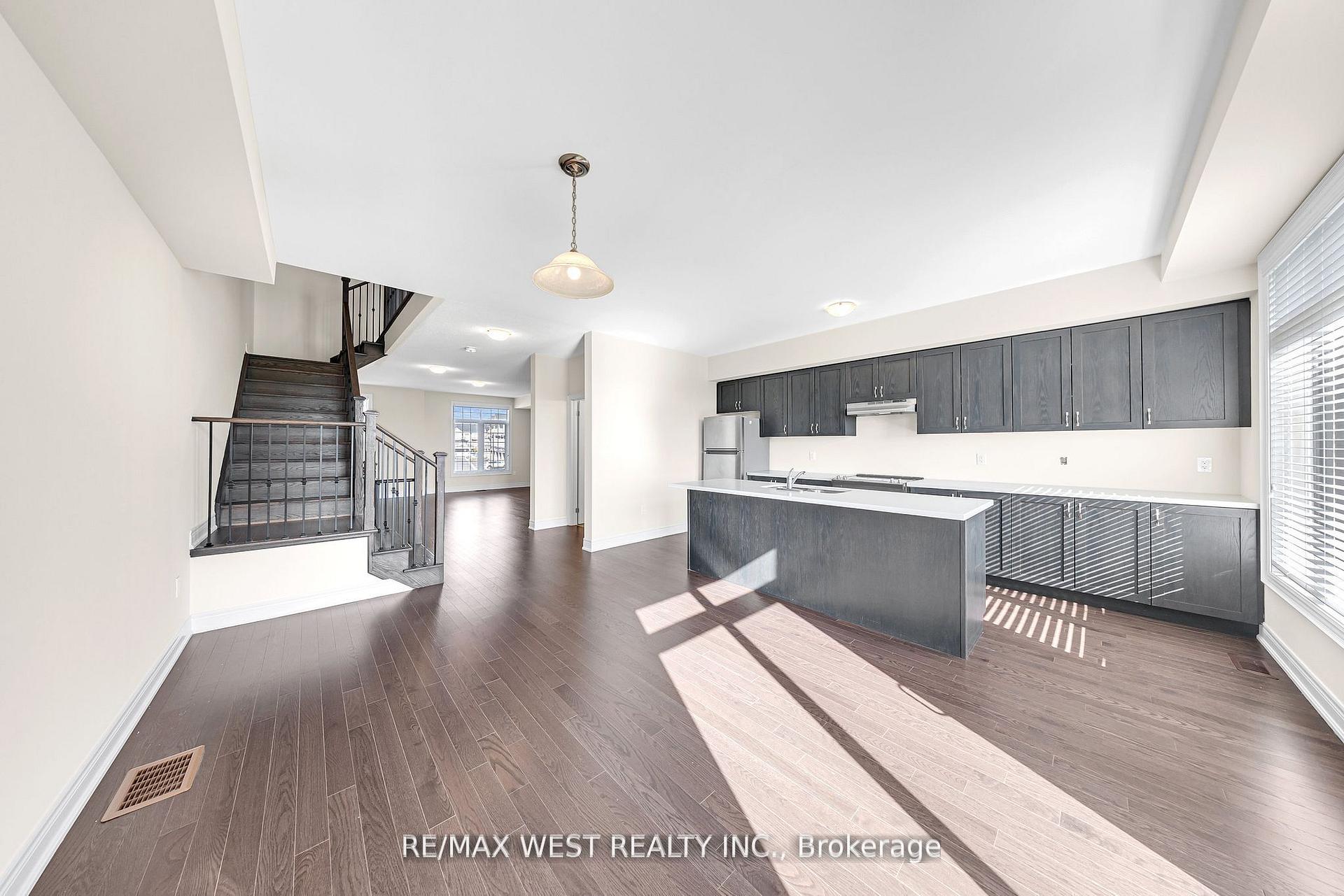 Photo 23 of 8 Andress Way, Markham, Cedarwood — HOMEH