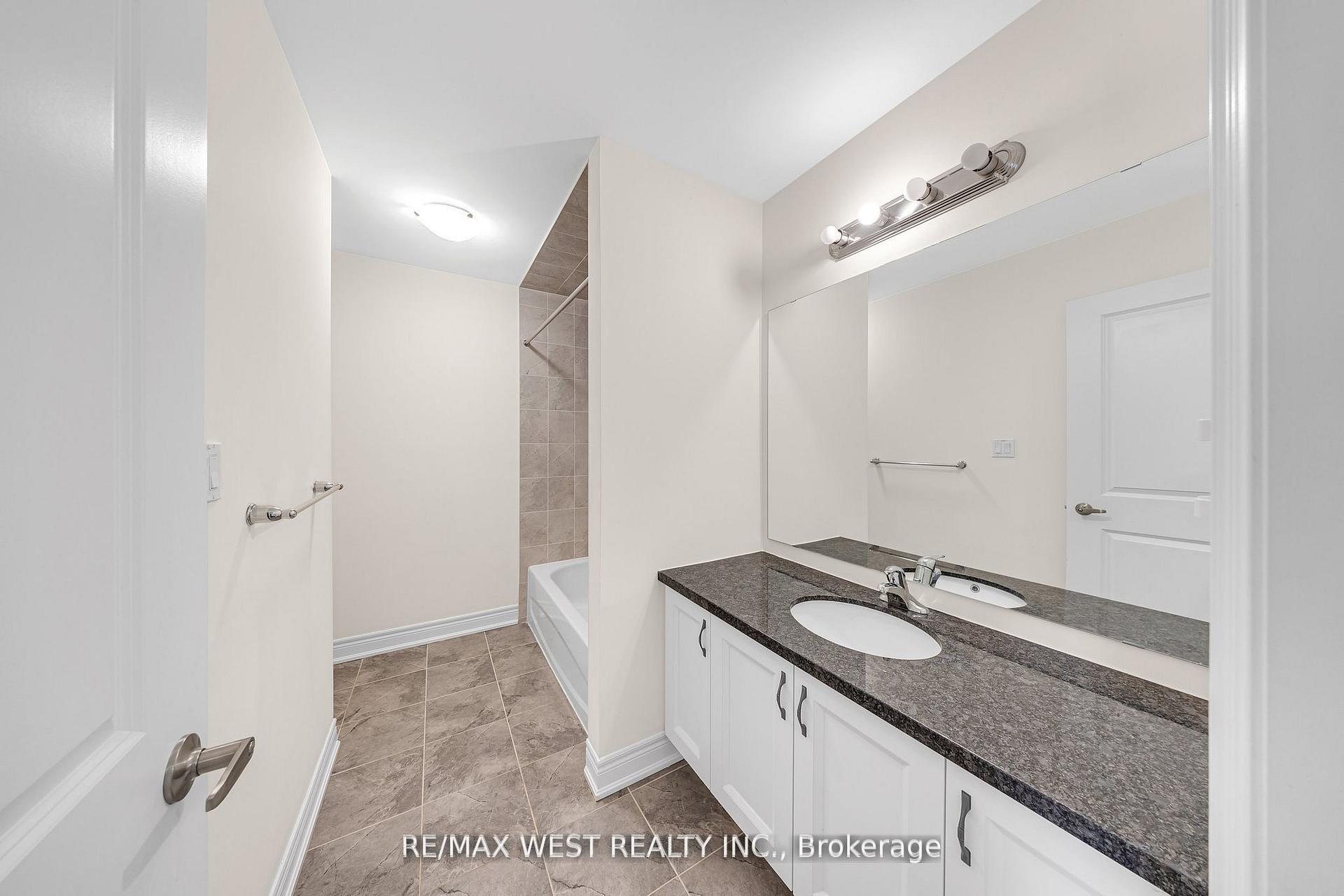 Photo 29 of 8 Andress Way, Markham, Cedarwood — HOMEH
