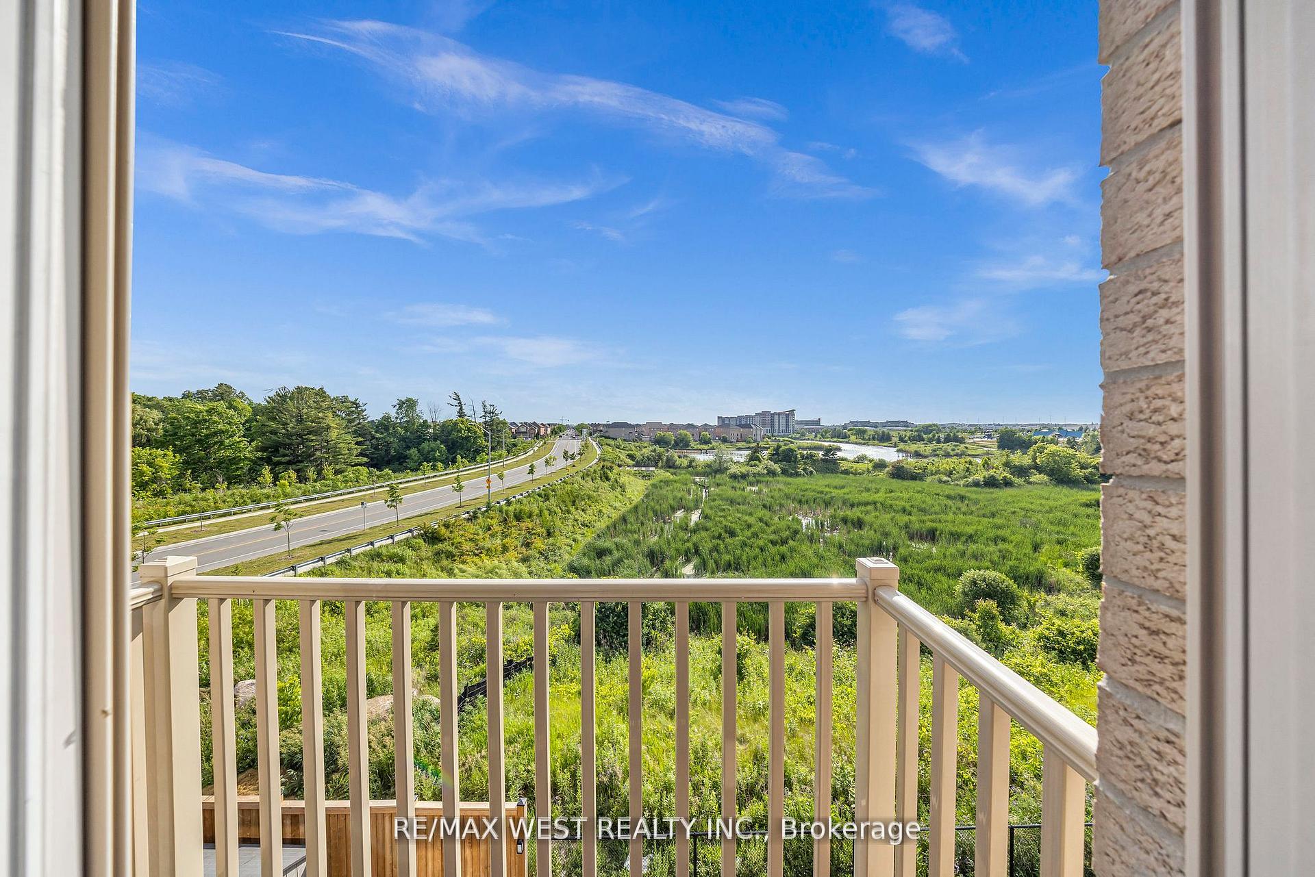 Photo 32 of 8 Andress Way, Markham, Cedarwood — HOMEH