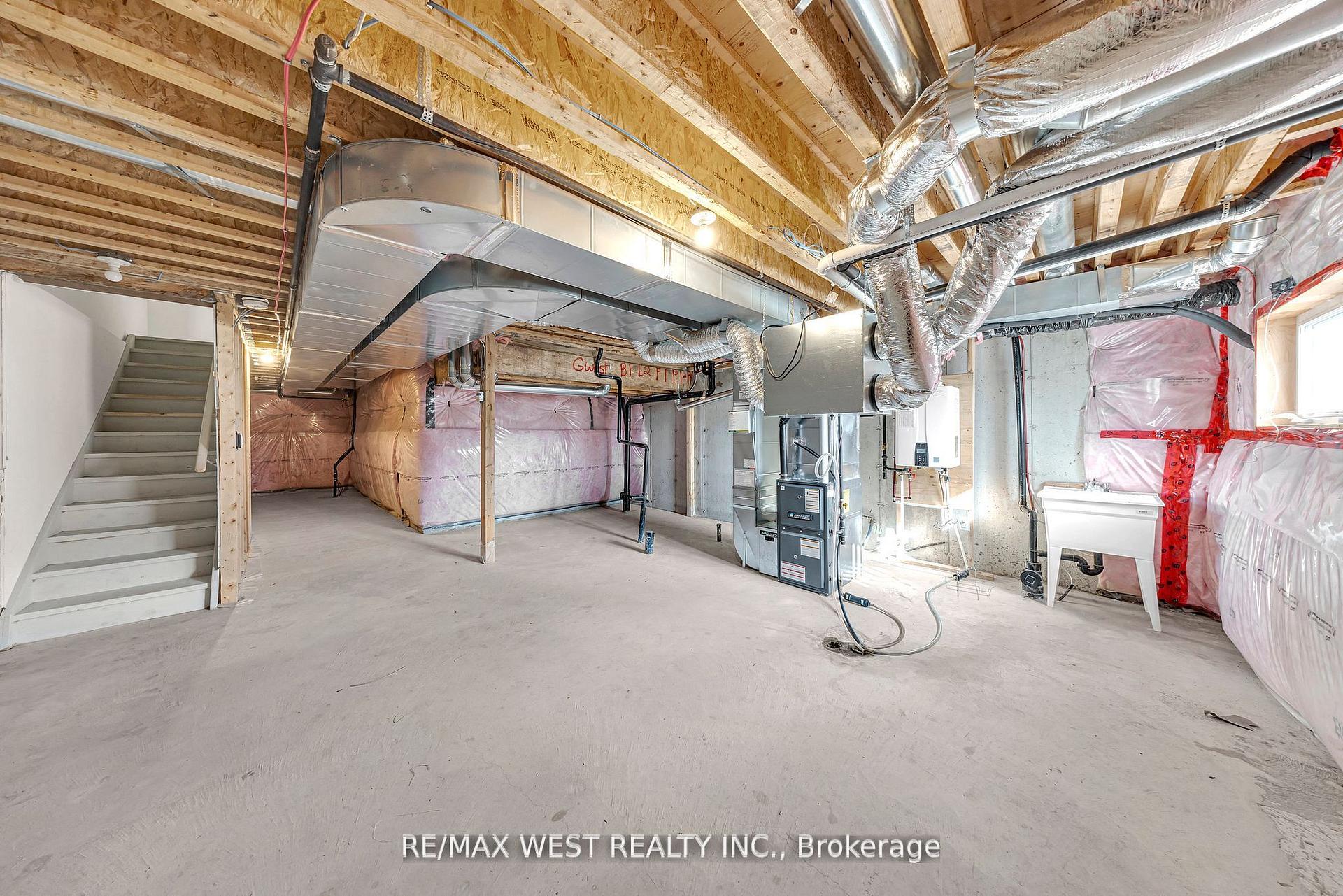 Photo 37 of 8 Andress Way, Markham, Cedarwood — HOMEH