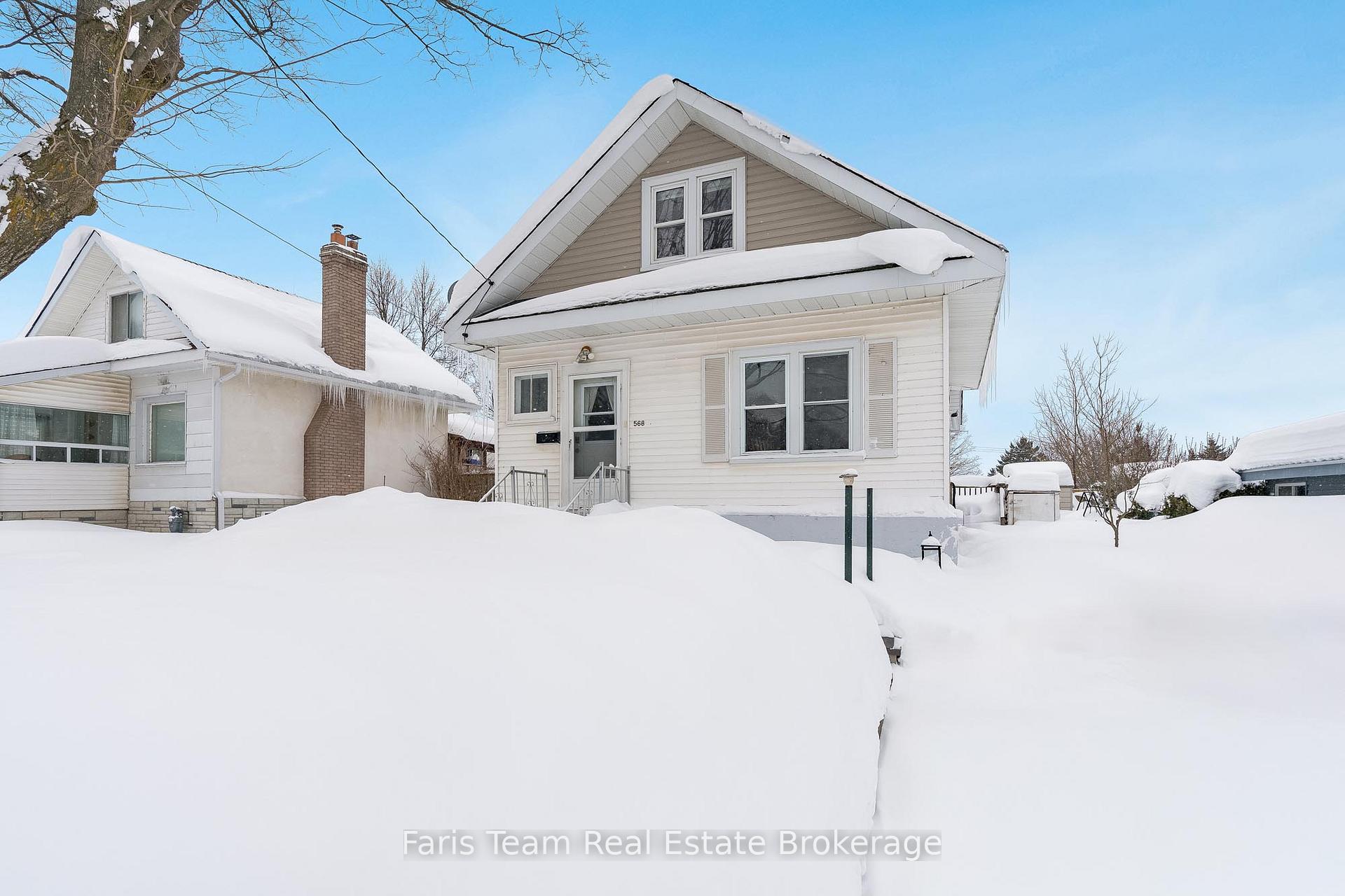Photo 2 of 568 Johnson Street, Midland — HOMEH